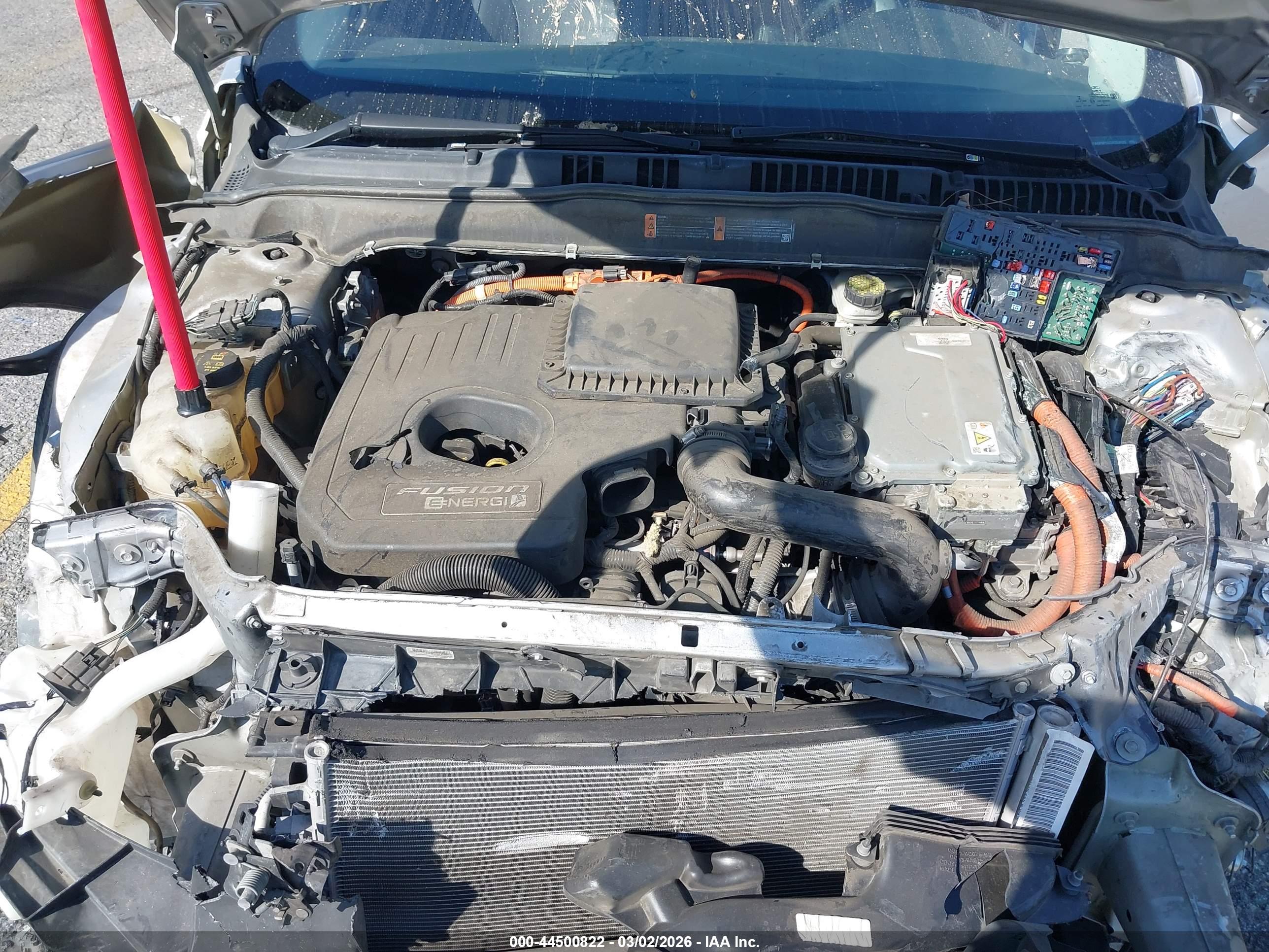 FORD FUSION image 10