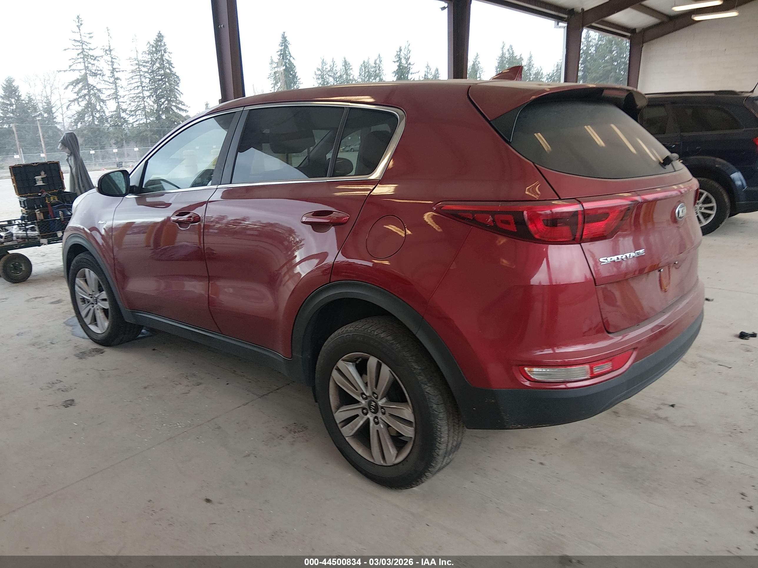 KIA SPORTAGE image 3