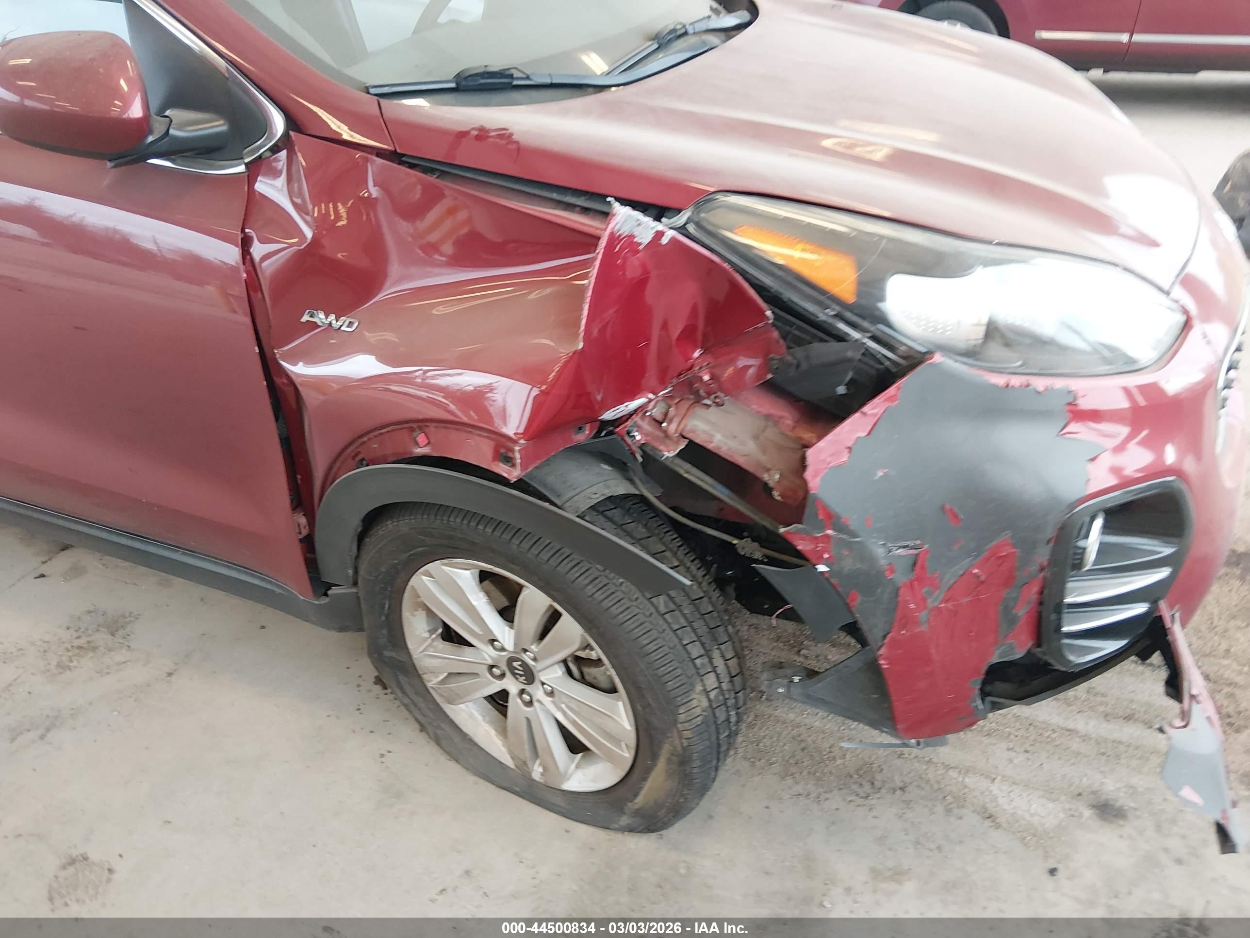 KIA SPORTAGE image 6