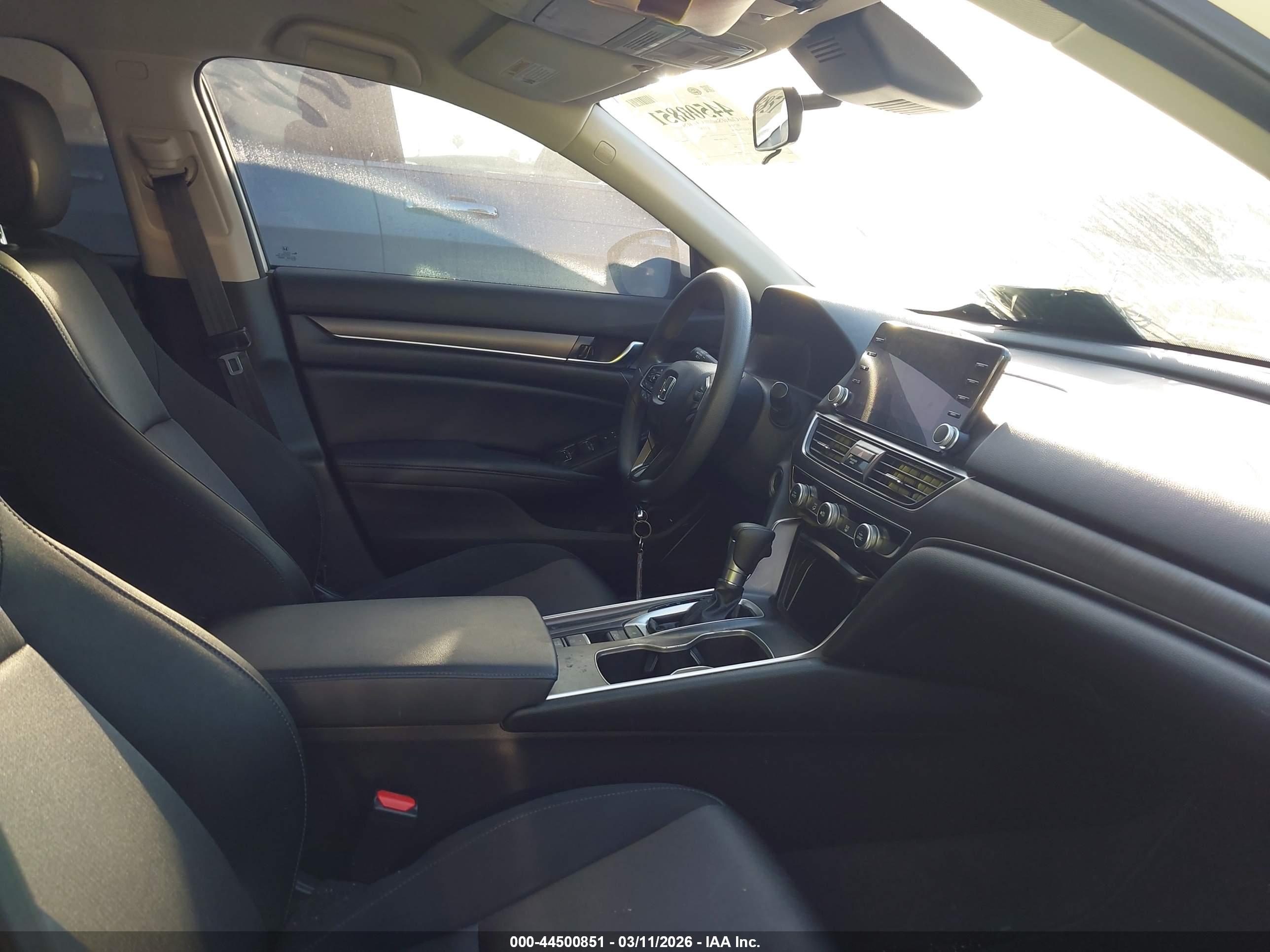 HONDA ACCORD image 5