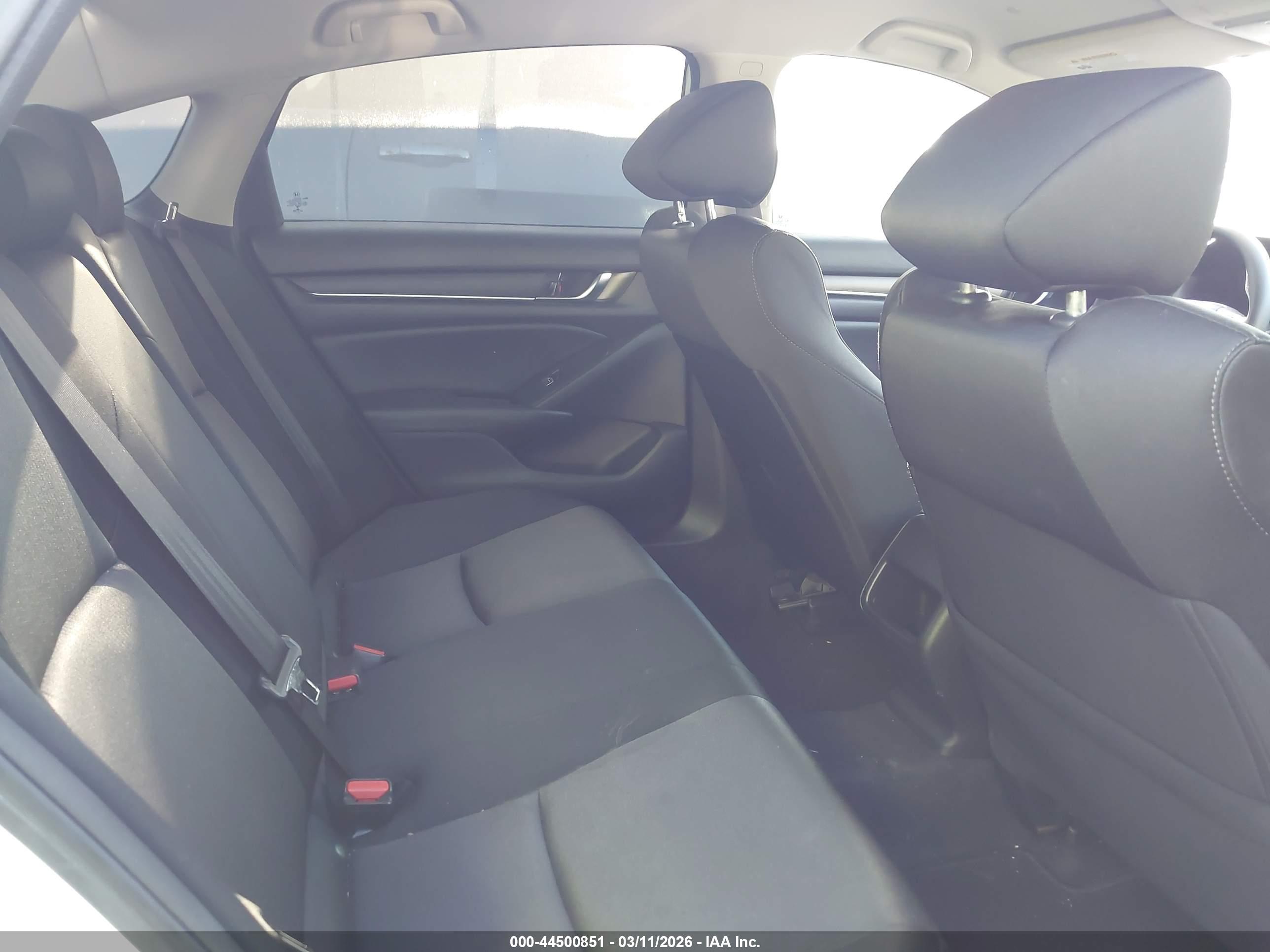 HONDA ACCORD image 8