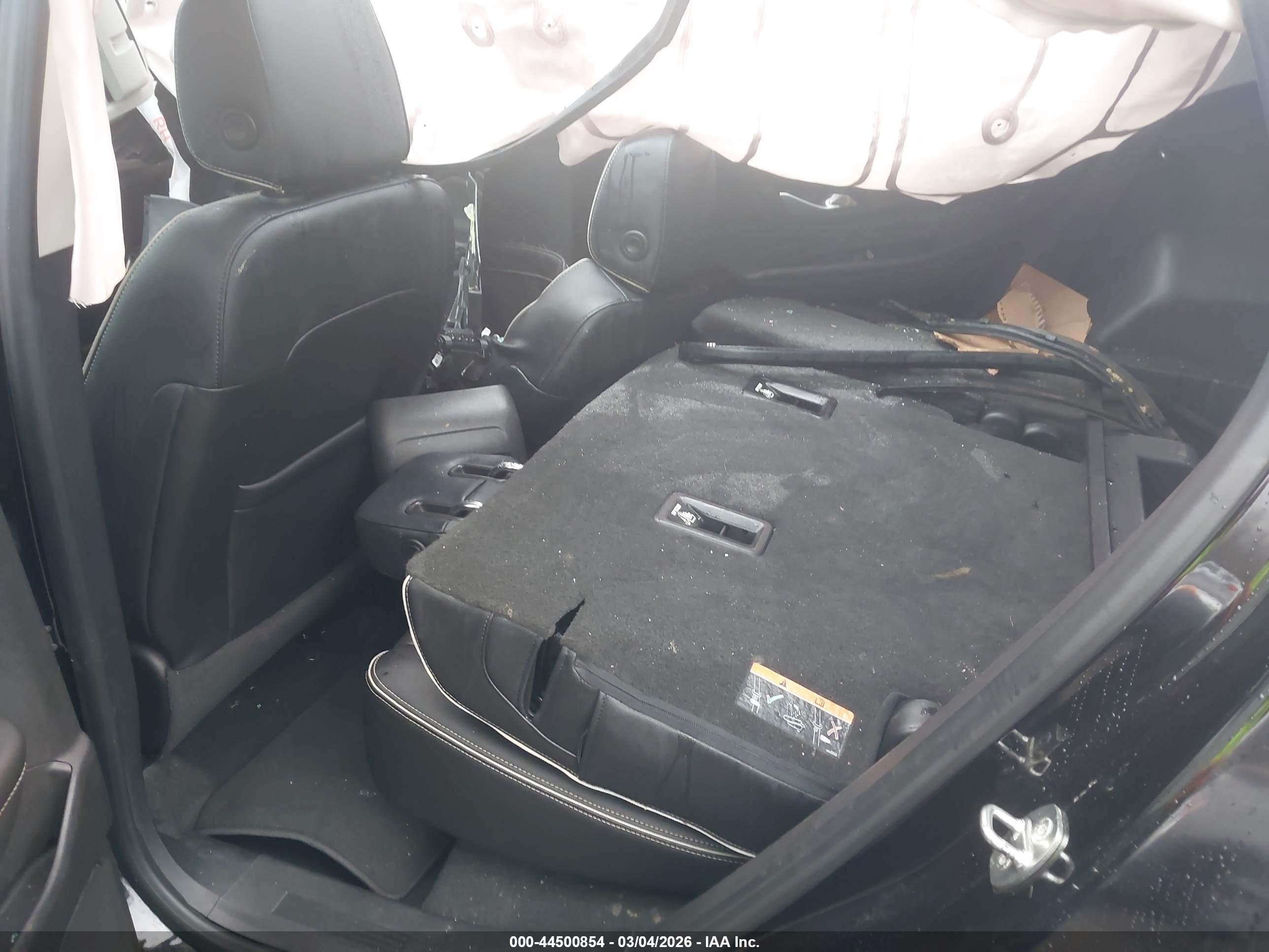 GMC TERRAIN image 8