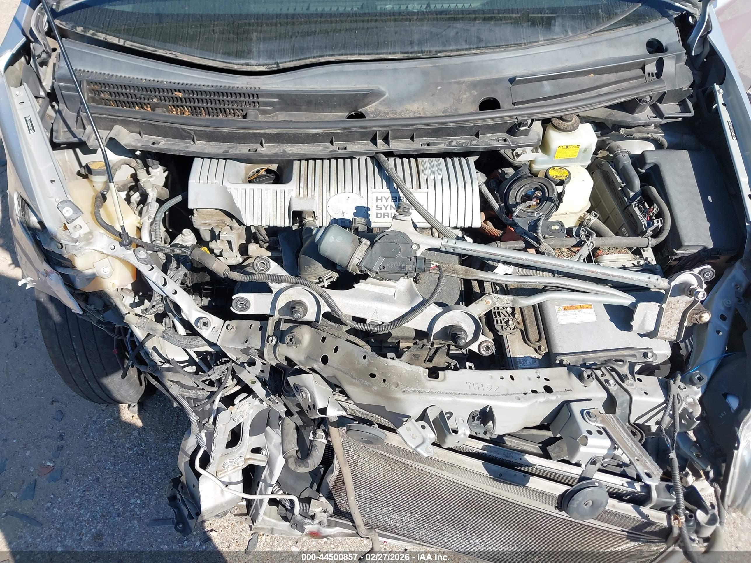 TOYOTA PRIUS image 10