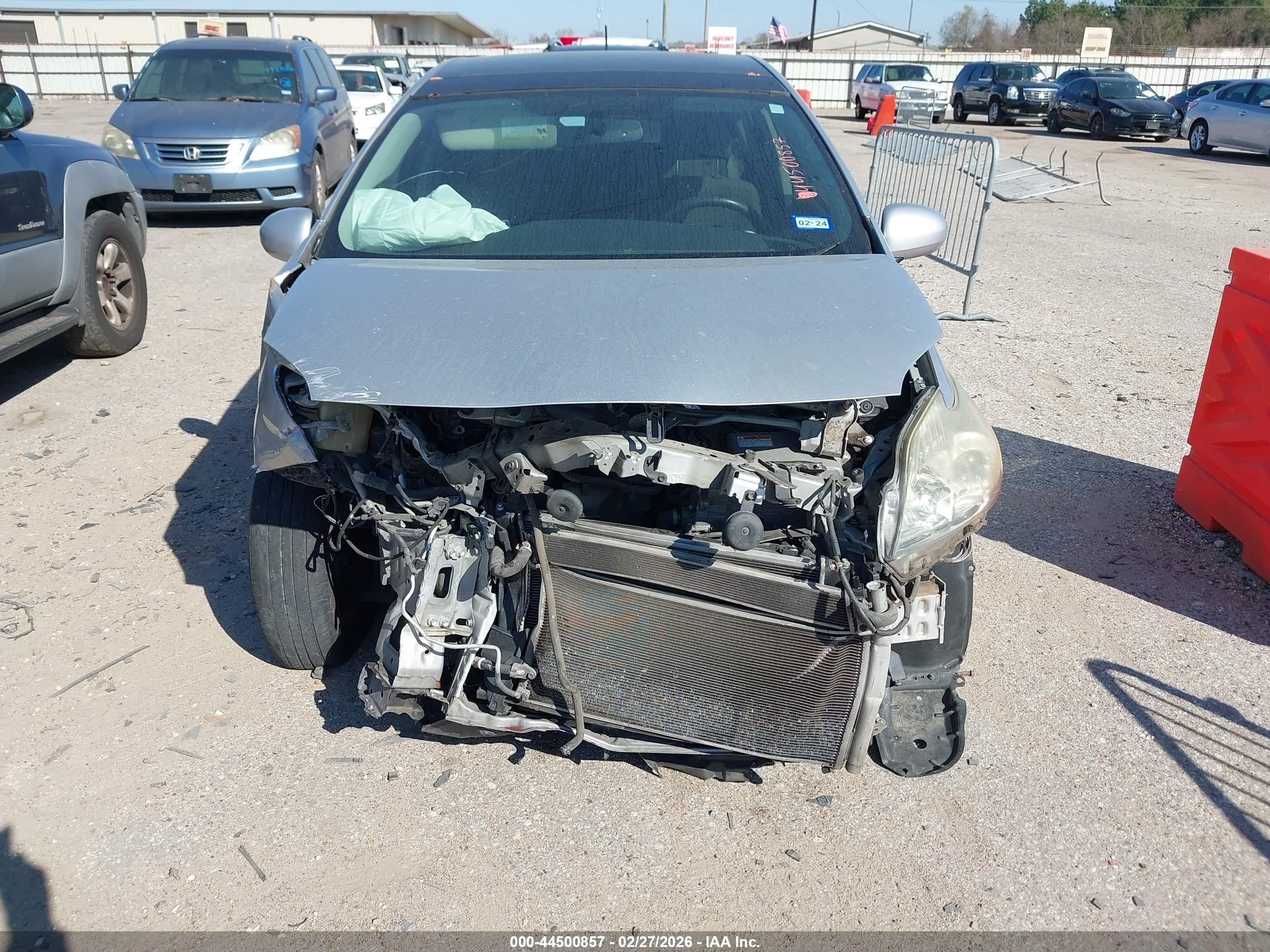 TOYOTA PRIUS image 6