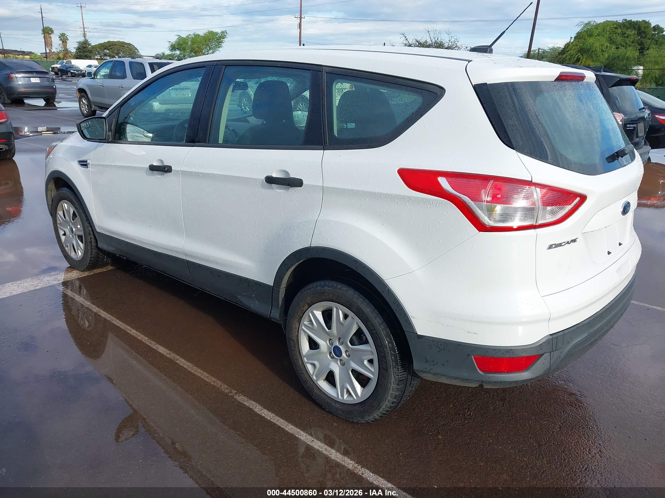 FORD ESCAPE image 3