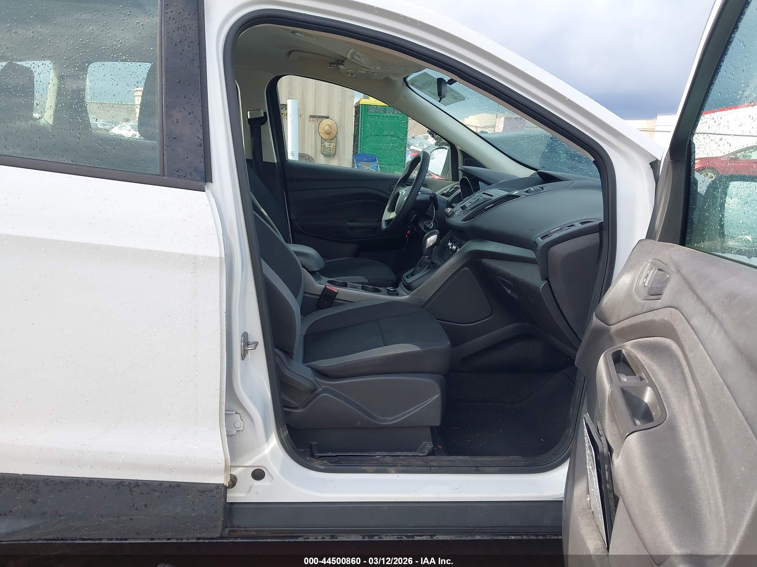 FORD ESCAPE image 5