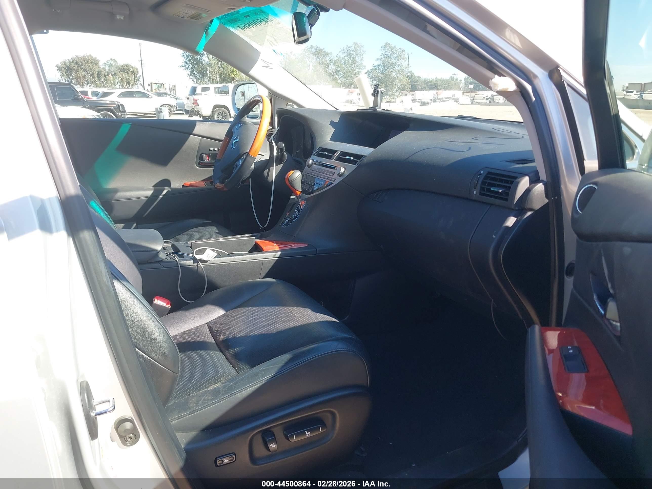 LEXUS RX image 5