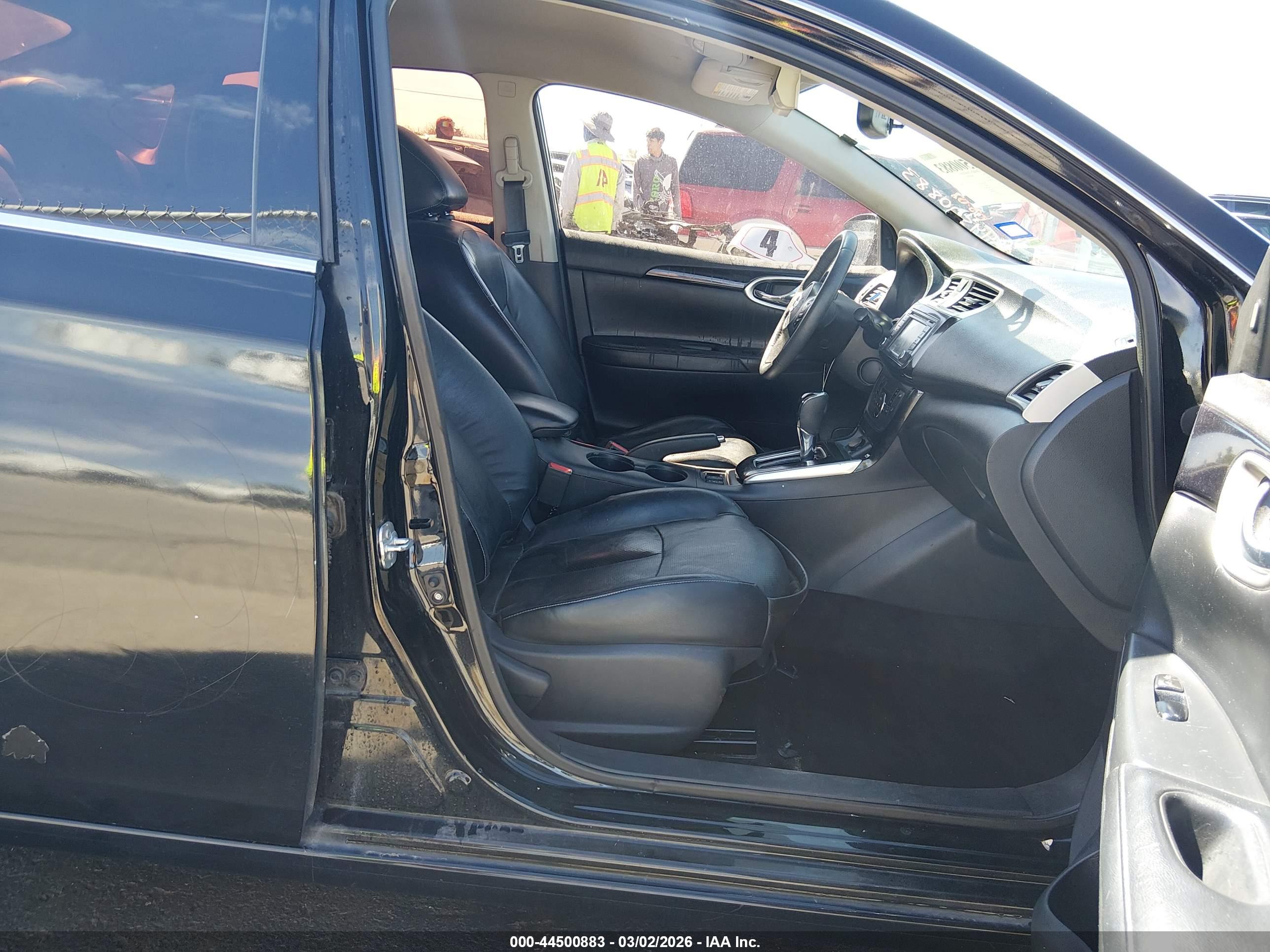 NISSAN SENTRA image 5