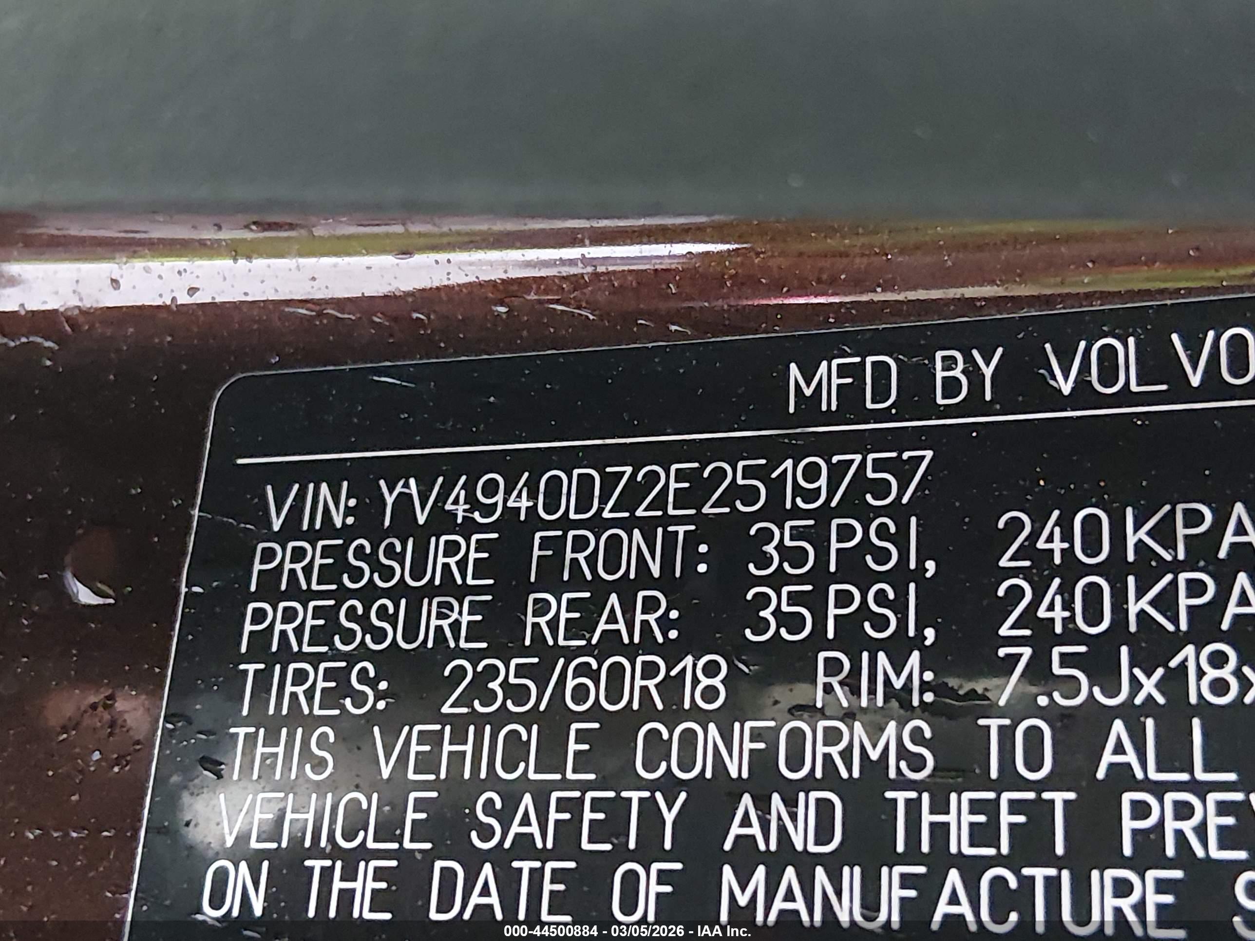 VOLVO XC60 image 9