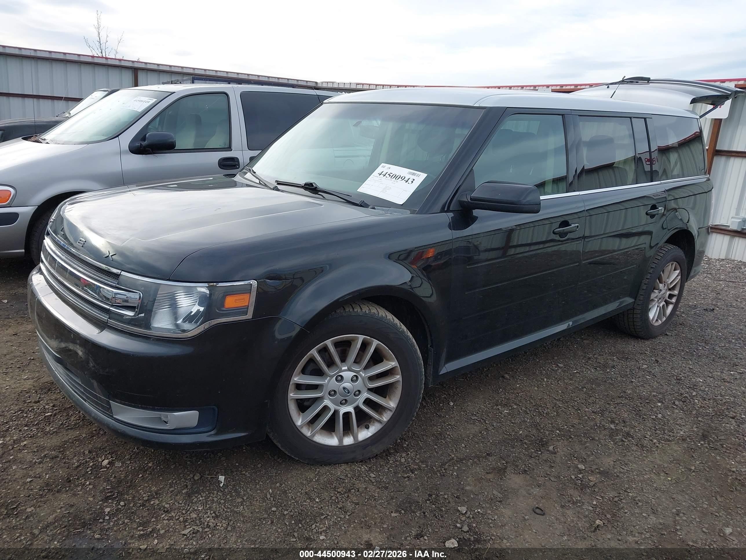 FORD FLEX image 2