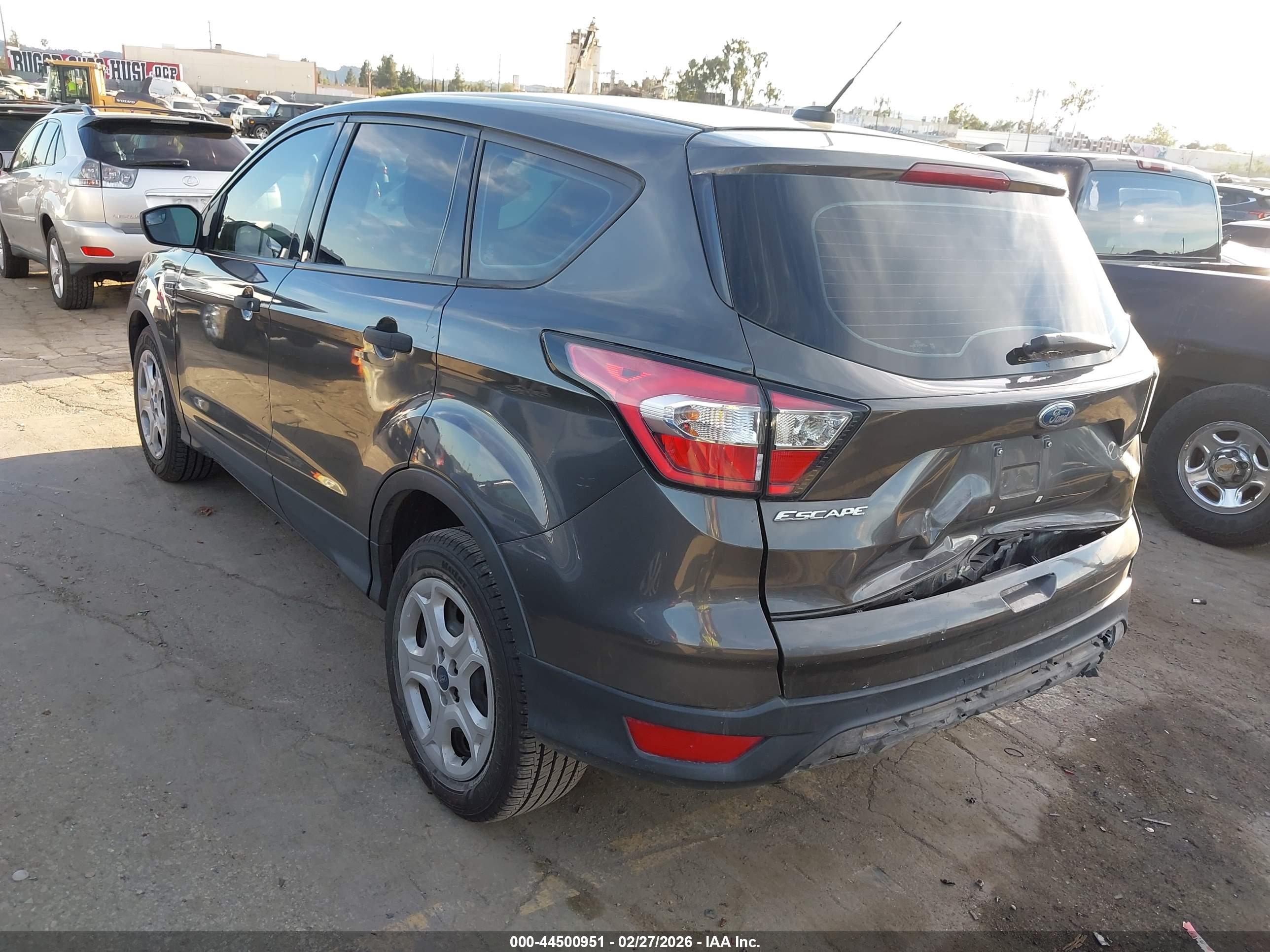 FORD ESCAPE image 3