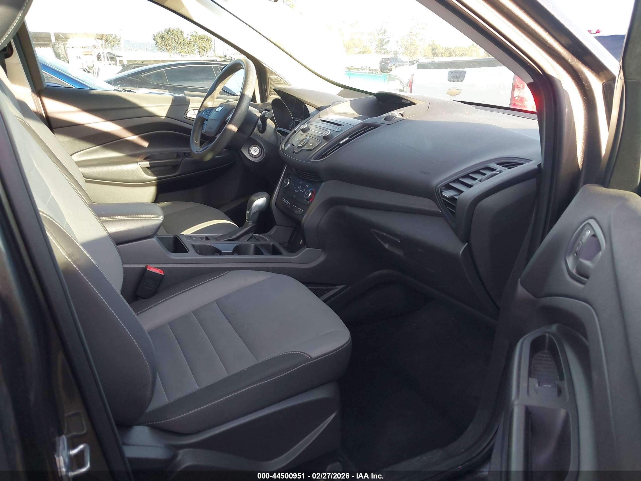 FORD ESCAPE image 5