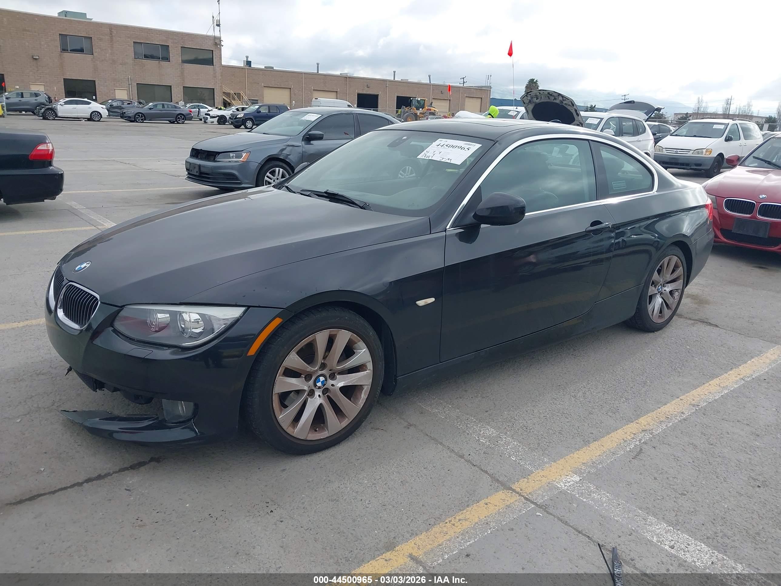 BMW 328I image 2