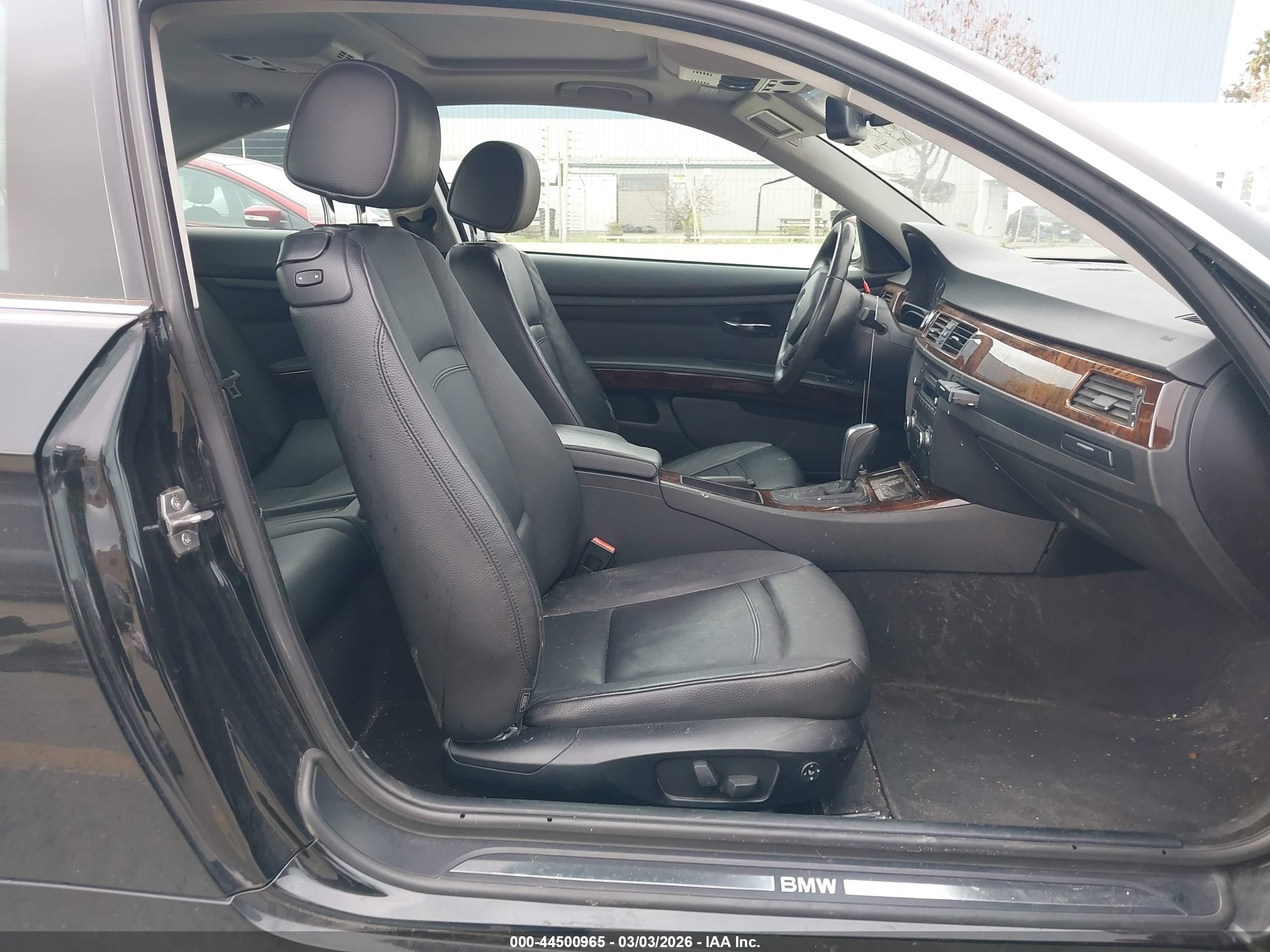BMW 328I image 5