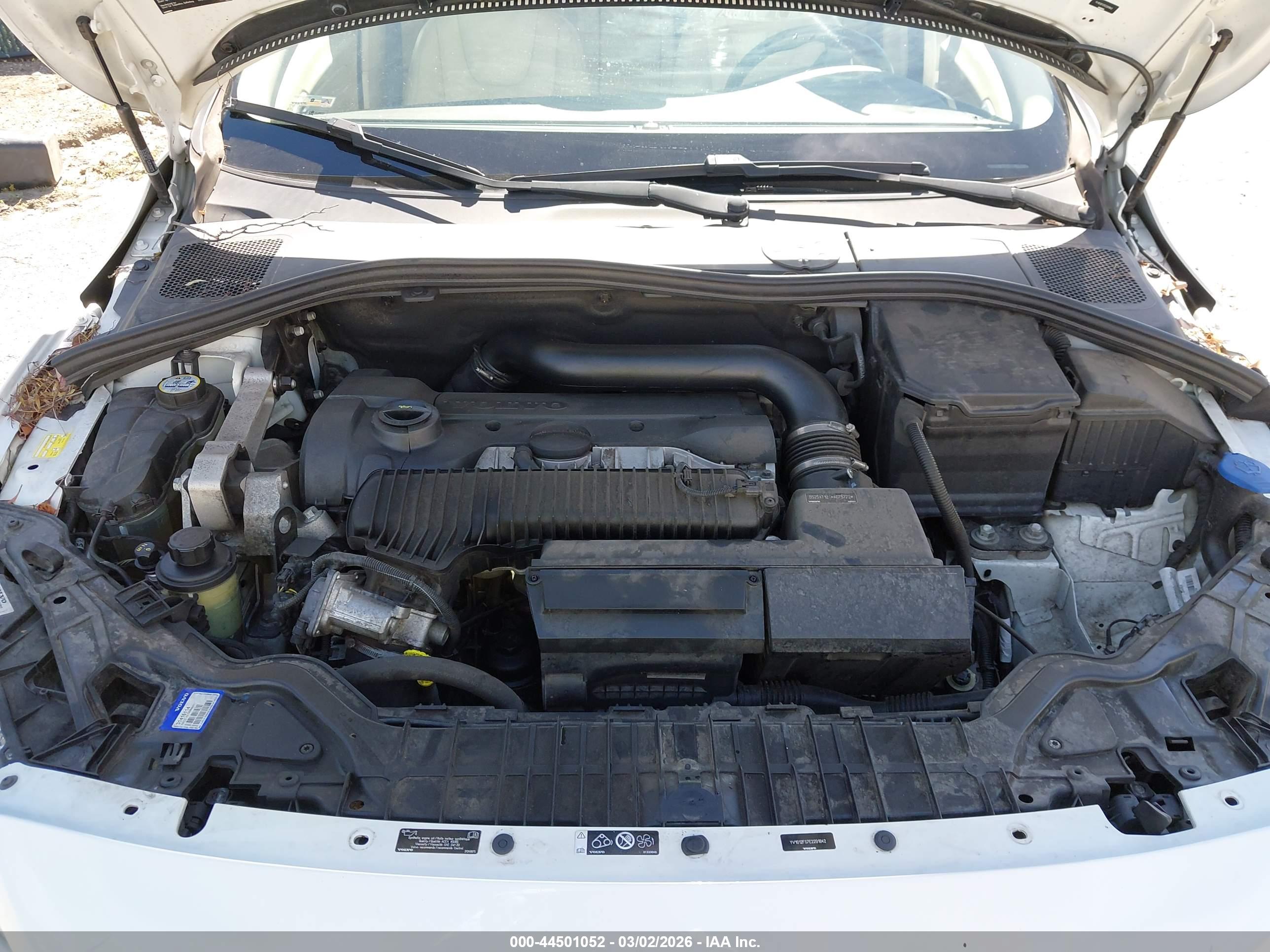 VOLVO S60 image 10