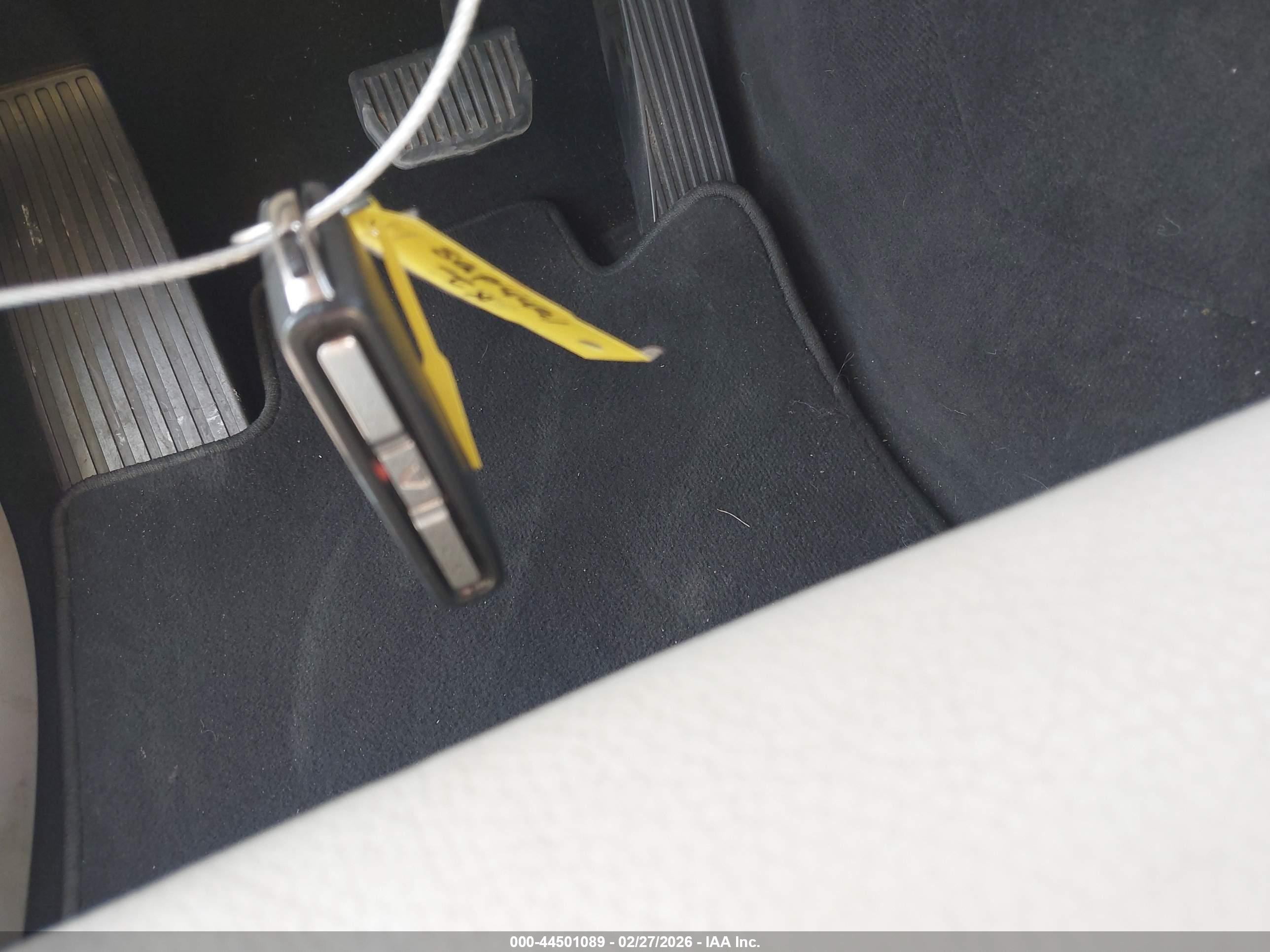 VOLVO XC90 image 11