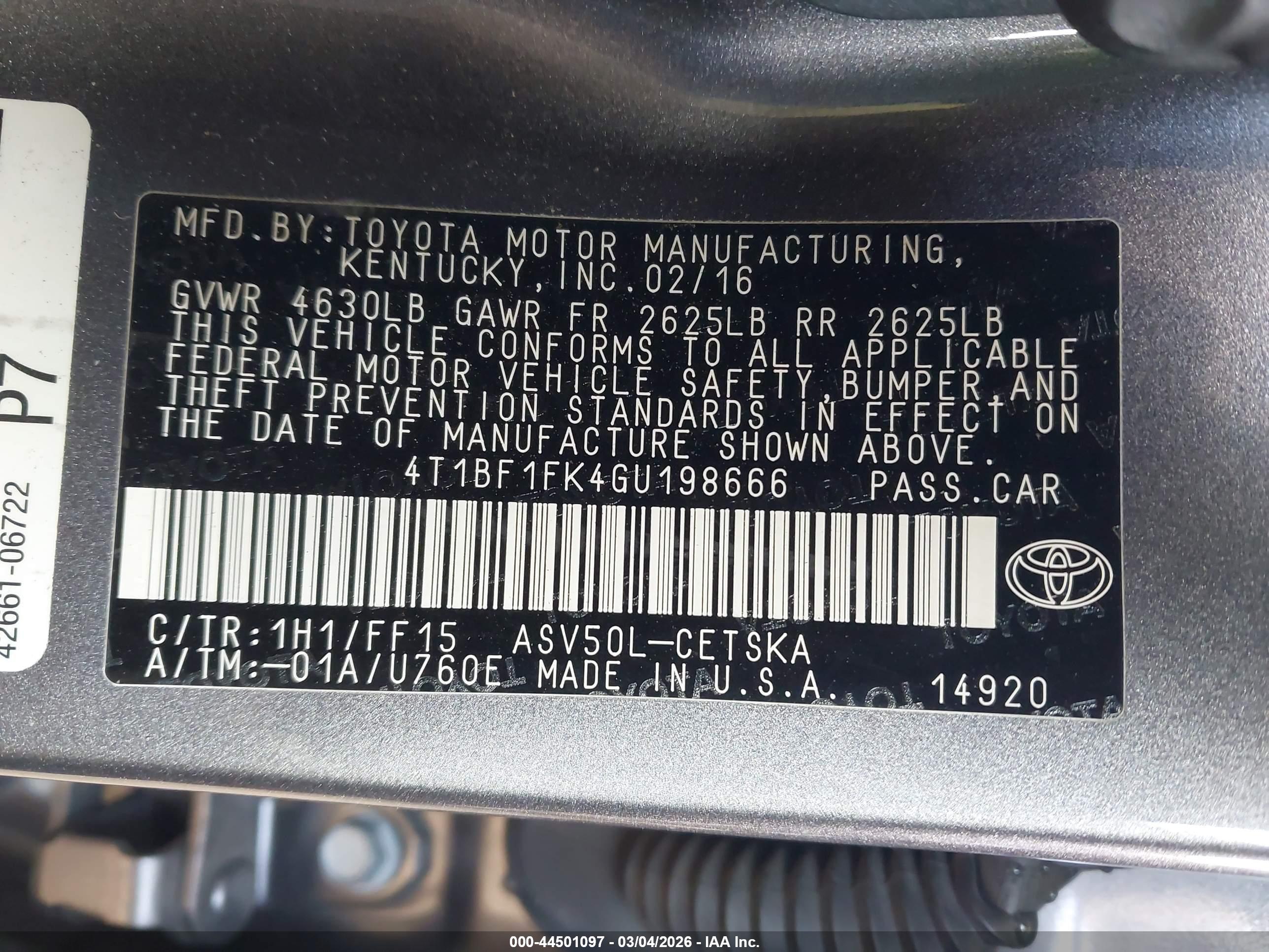 TOYOTA CAMRY image 9