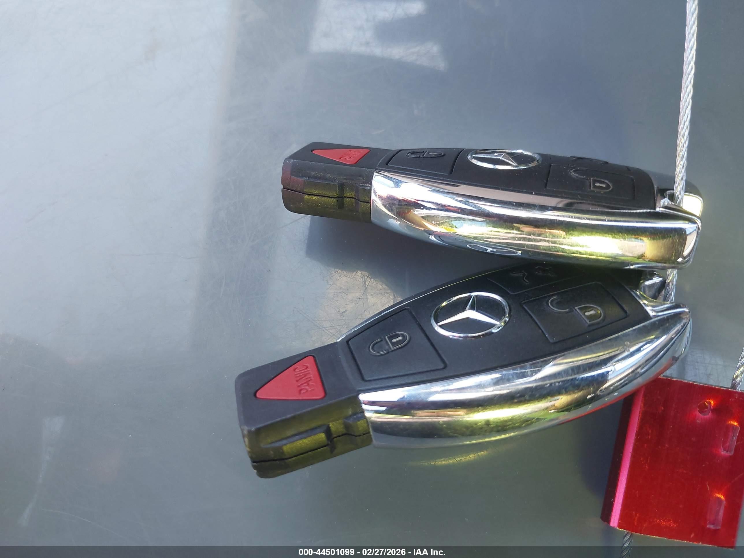 MERCEDES-BENZ C image 11