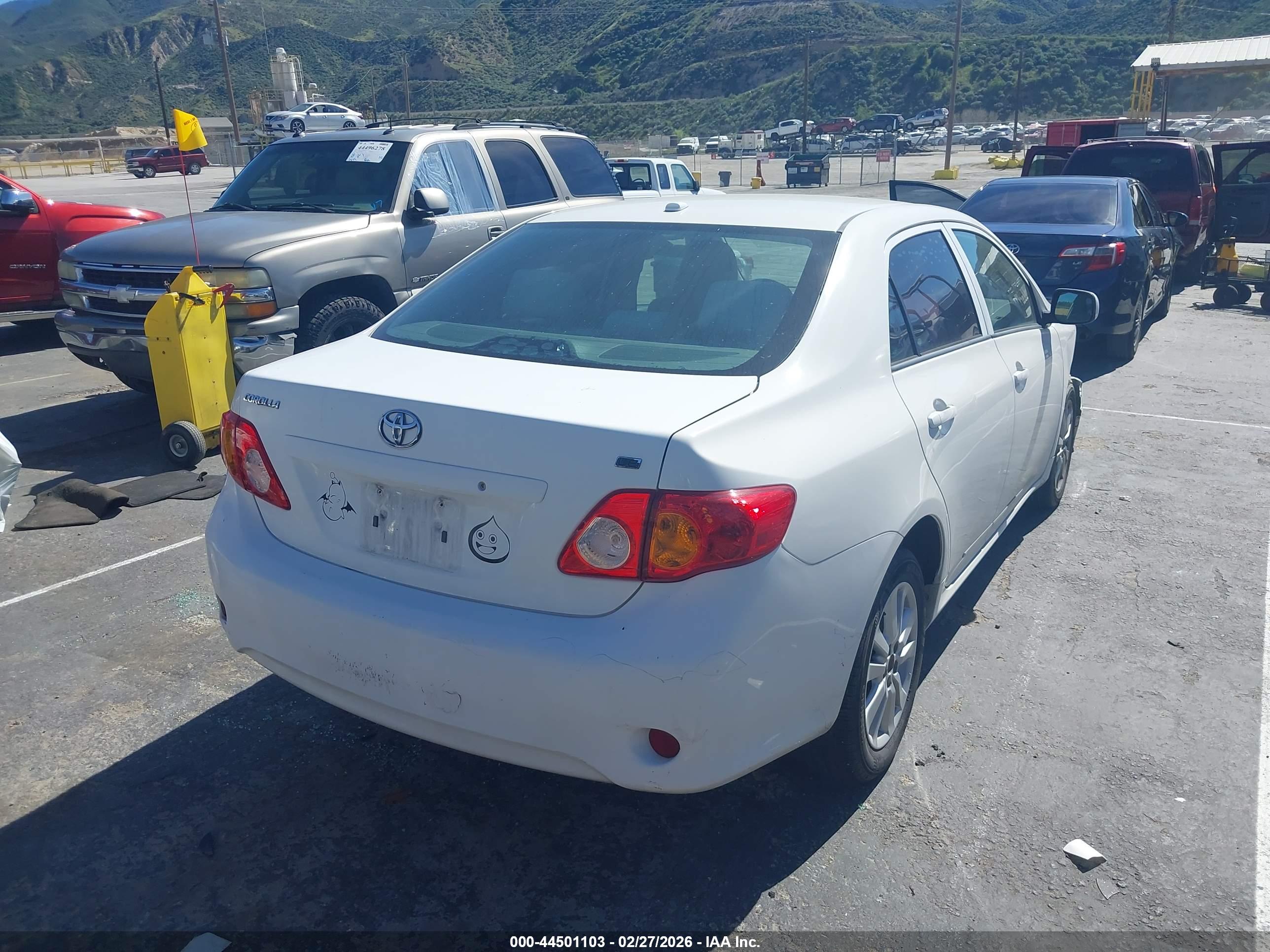 TOYOTA COROLLA image 4