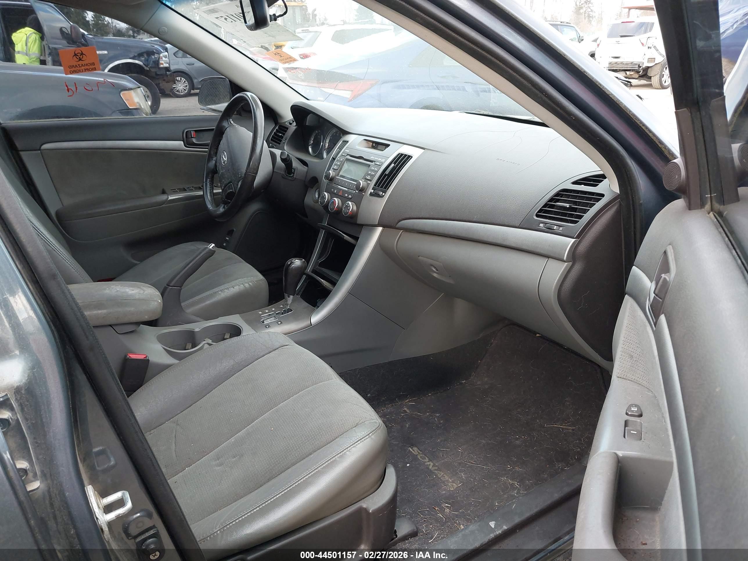 HYUNDAI SONATA image 5