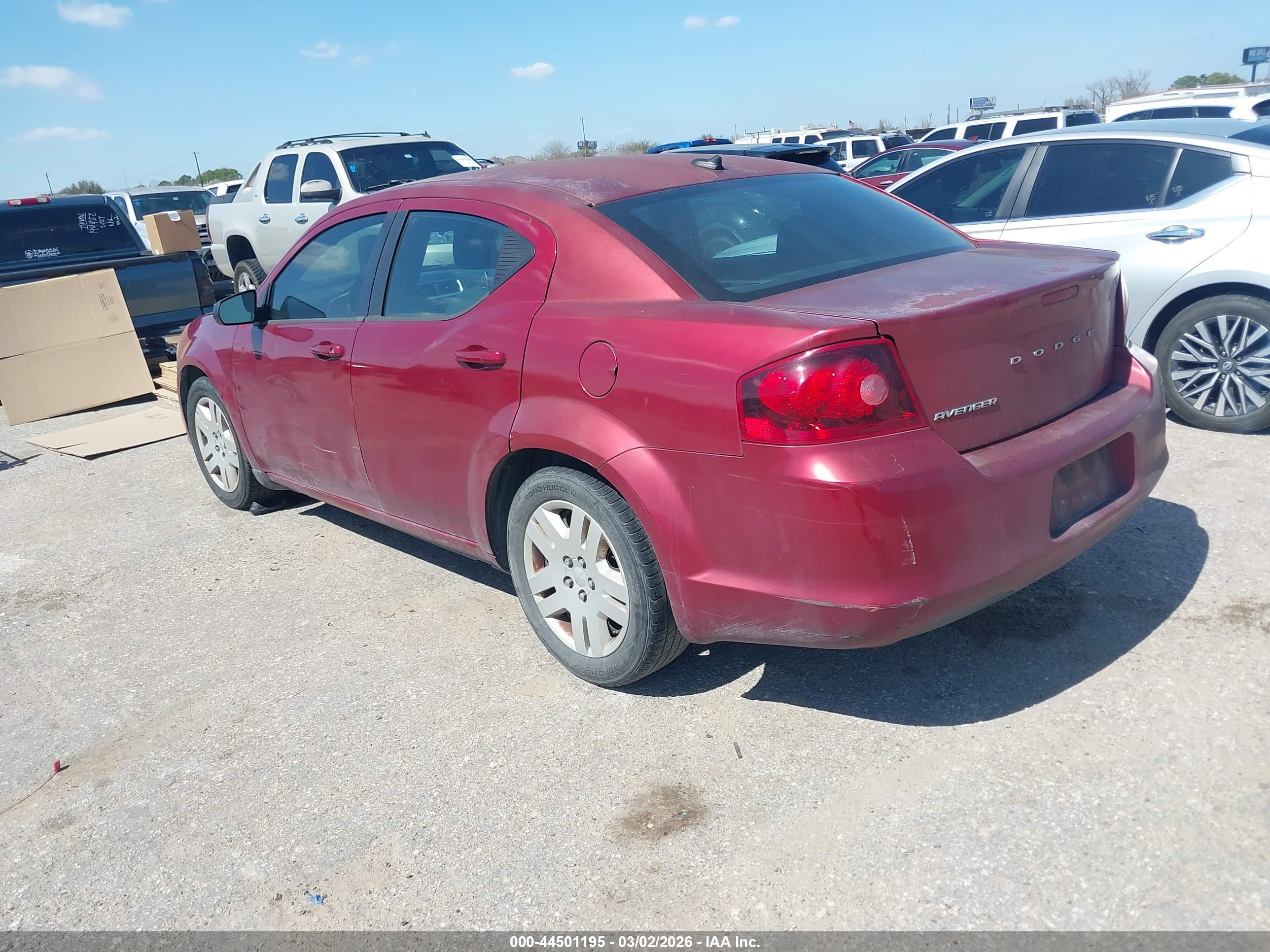 DODGE AVENGER image 3