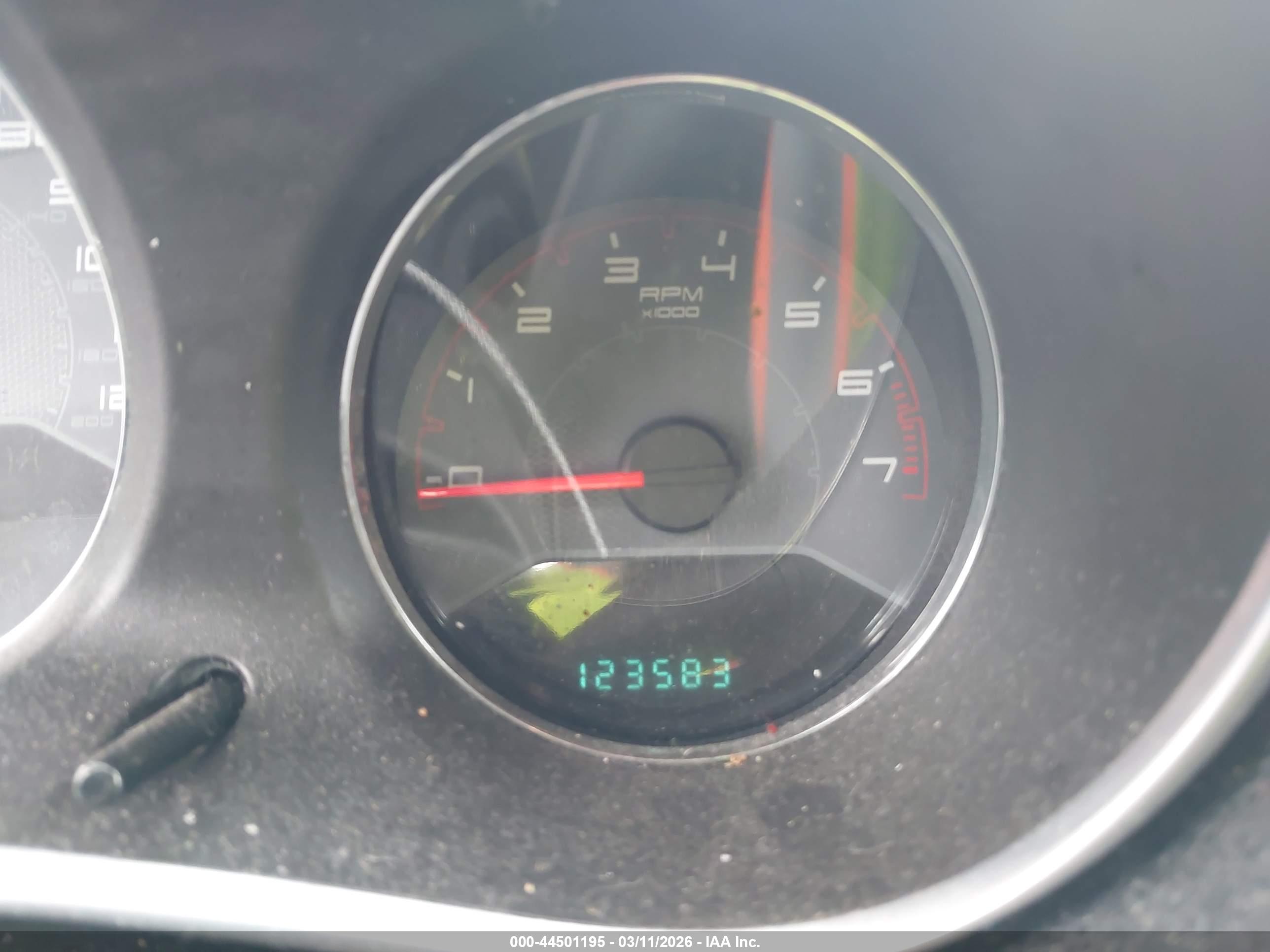DODGE AVENGER image 7