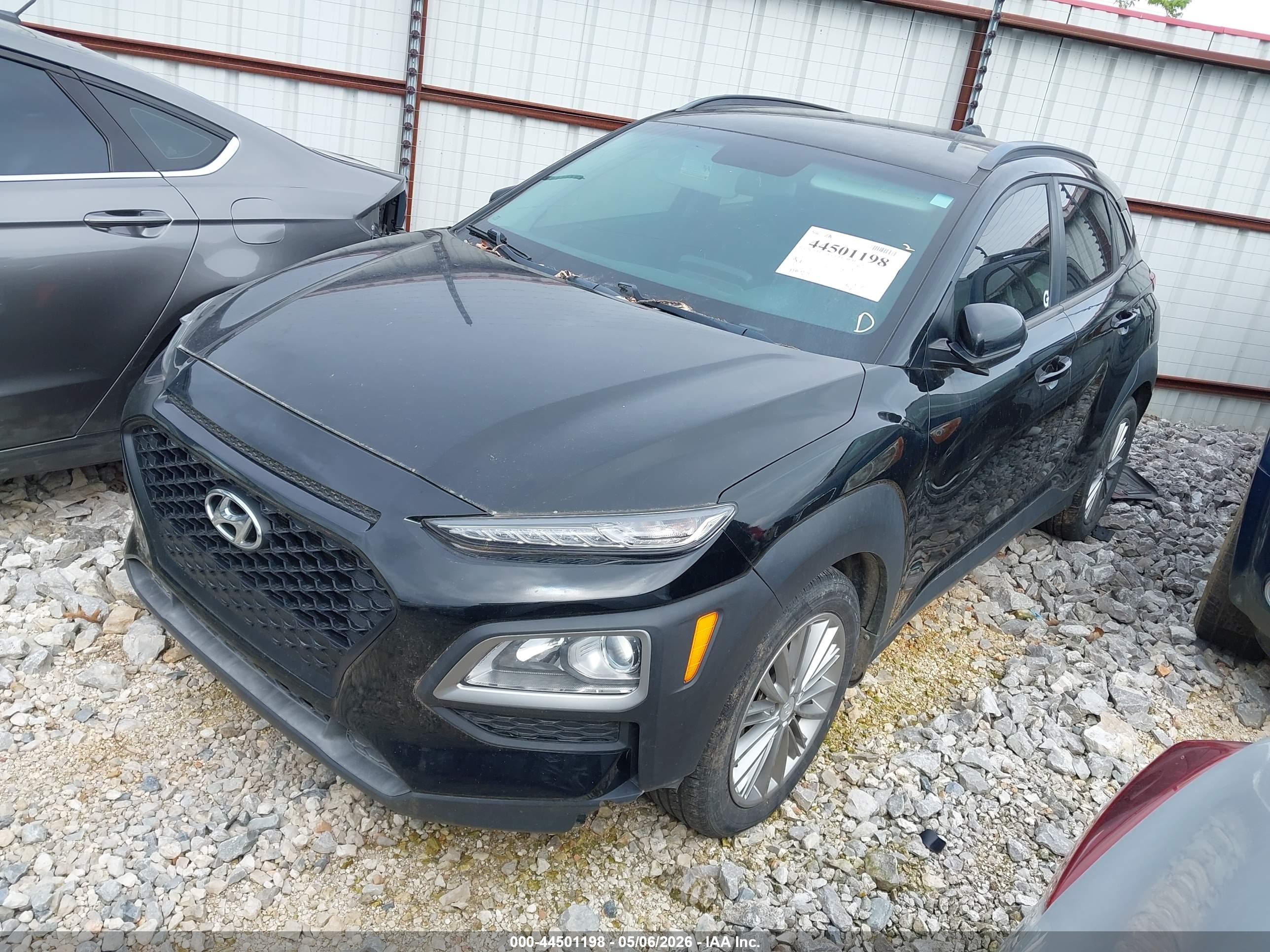 HYUNDAI KONA image 2
