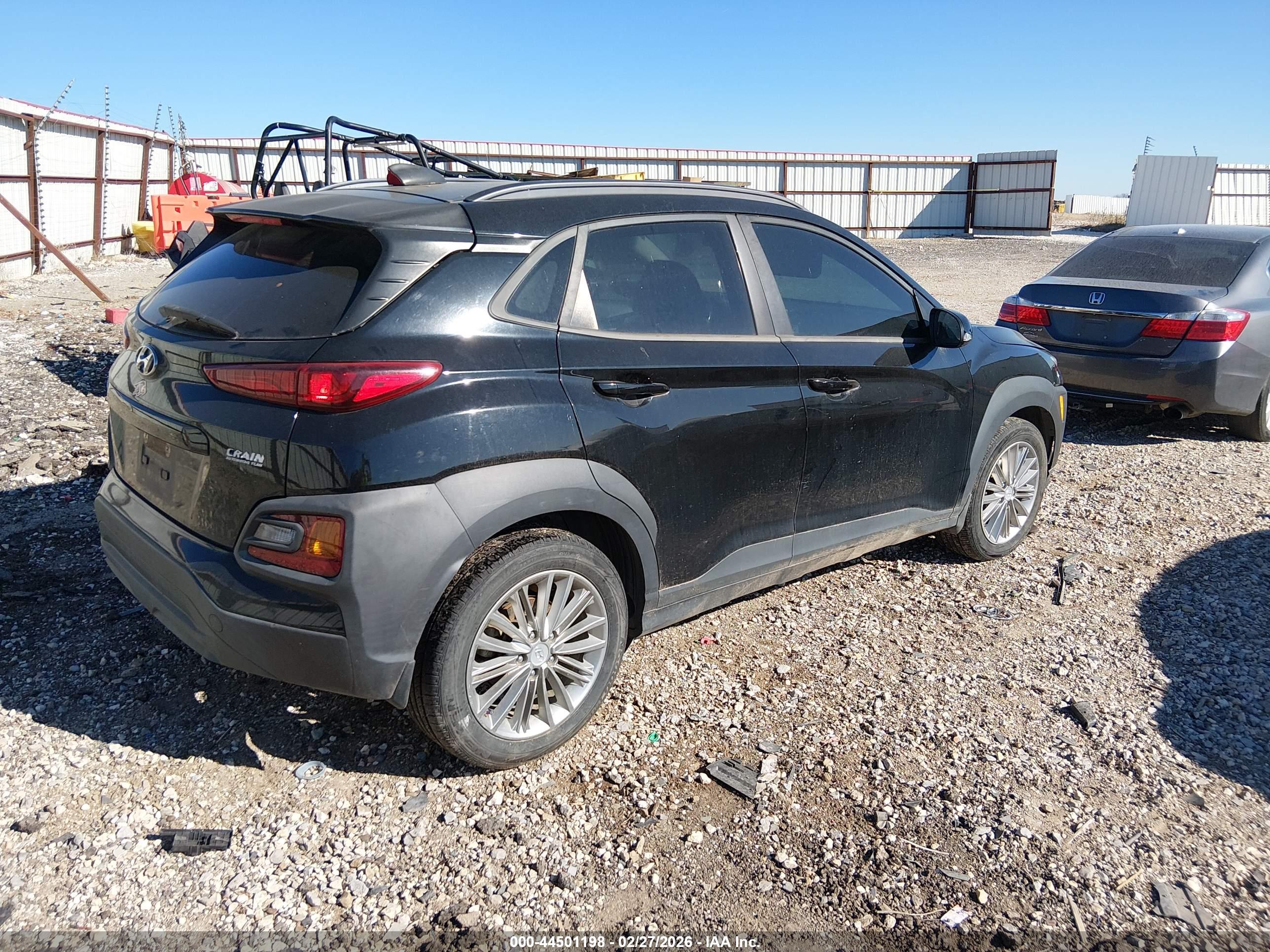 HYUNDAI KONA image 4