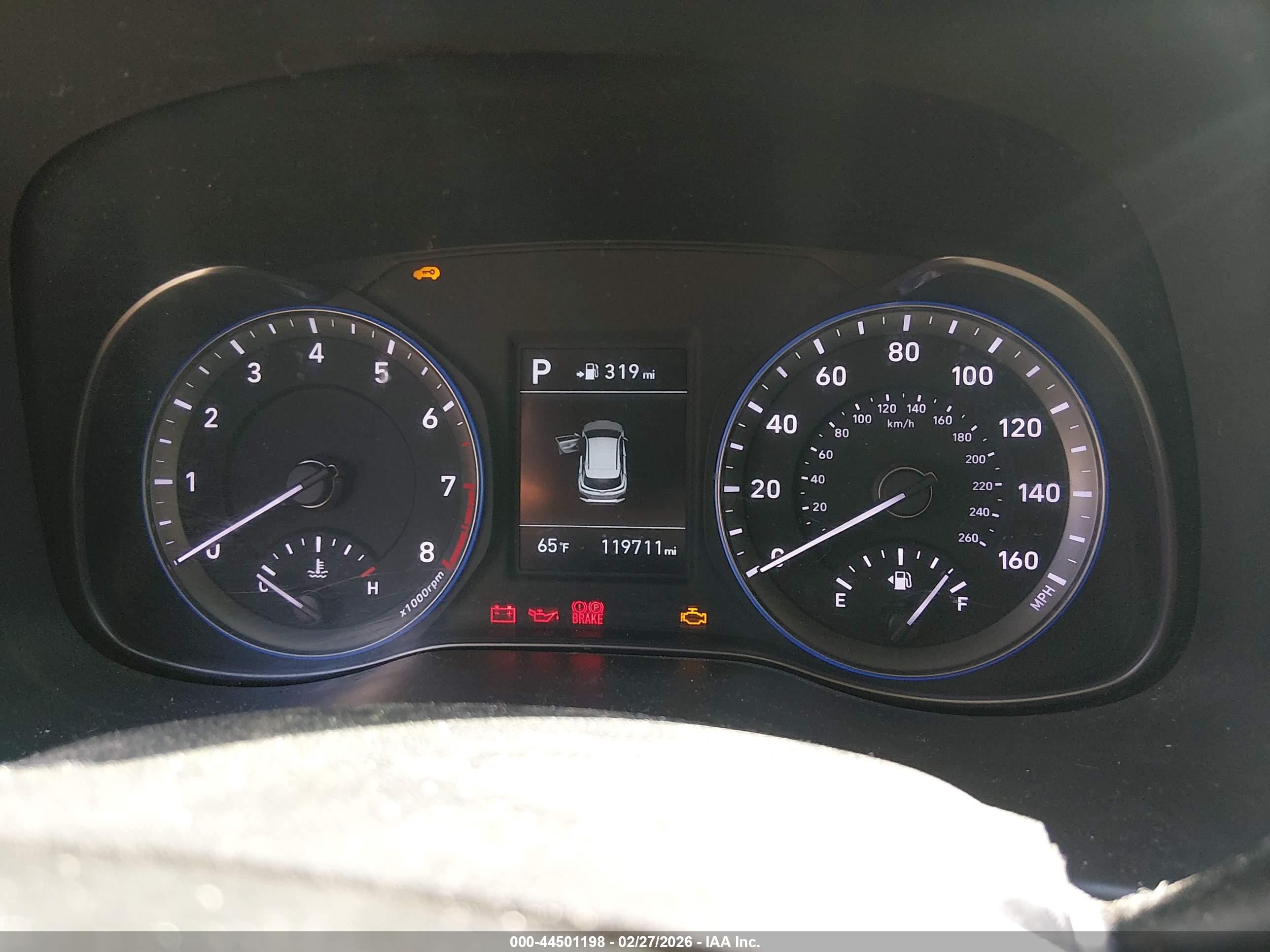HYUNDAI KONA image 7
