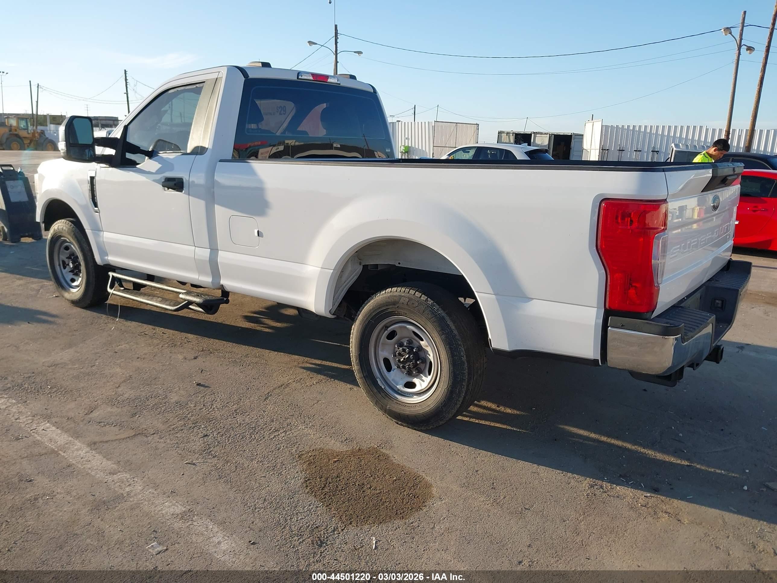 FORD F-250 image 3