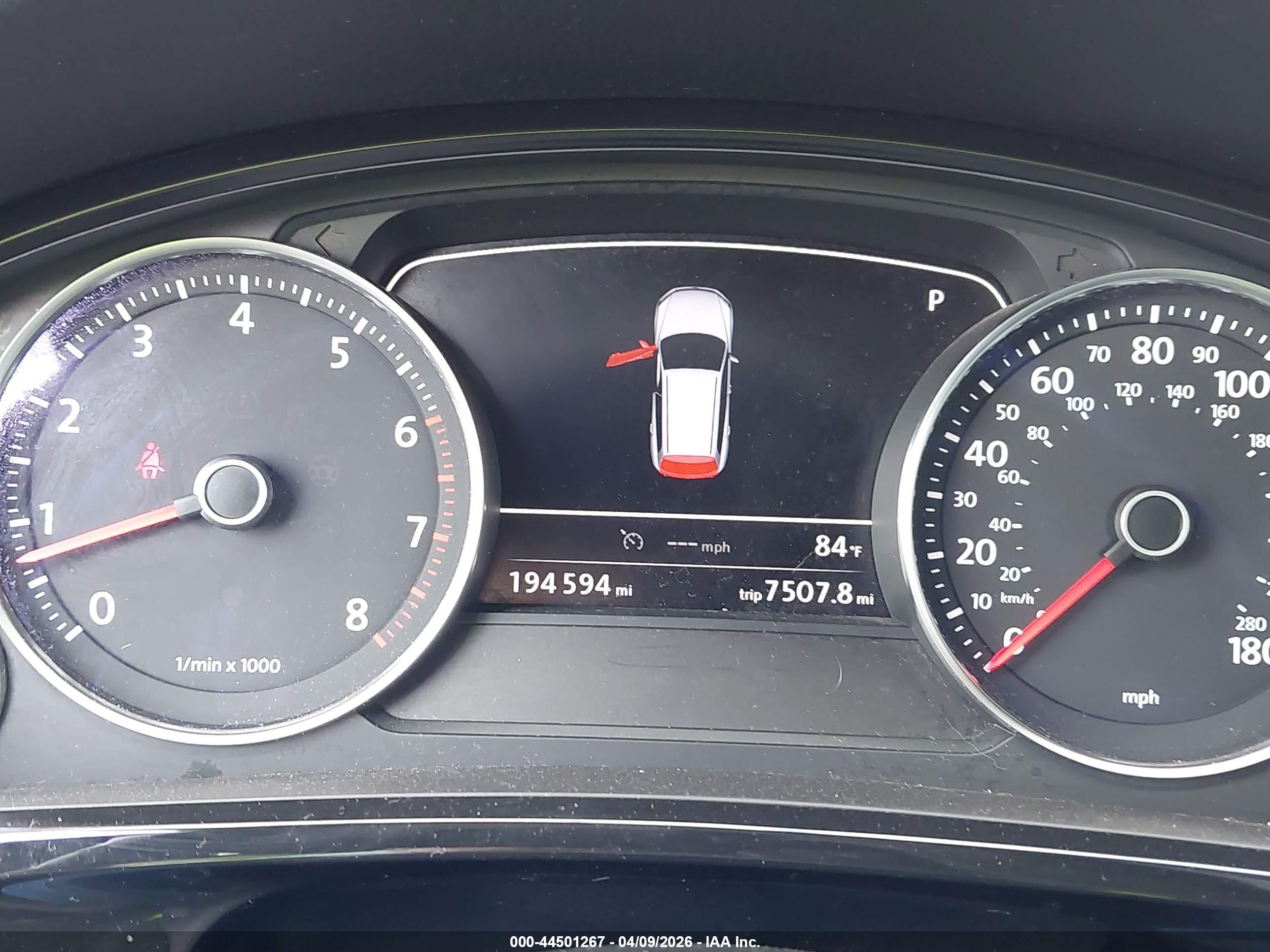 VOLKSWAGEN TOUAREG image 7