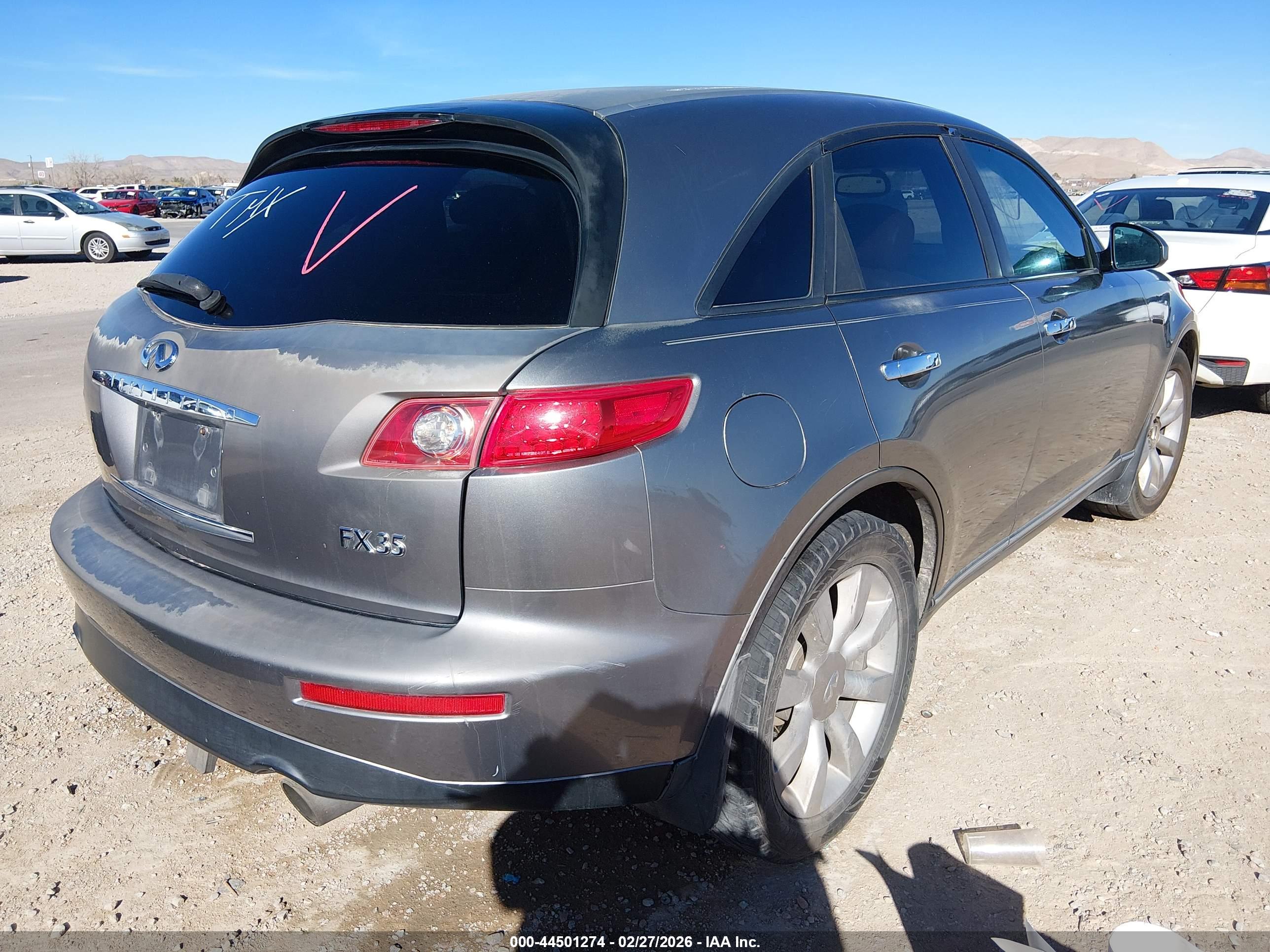 INFINITI FX35 image 4