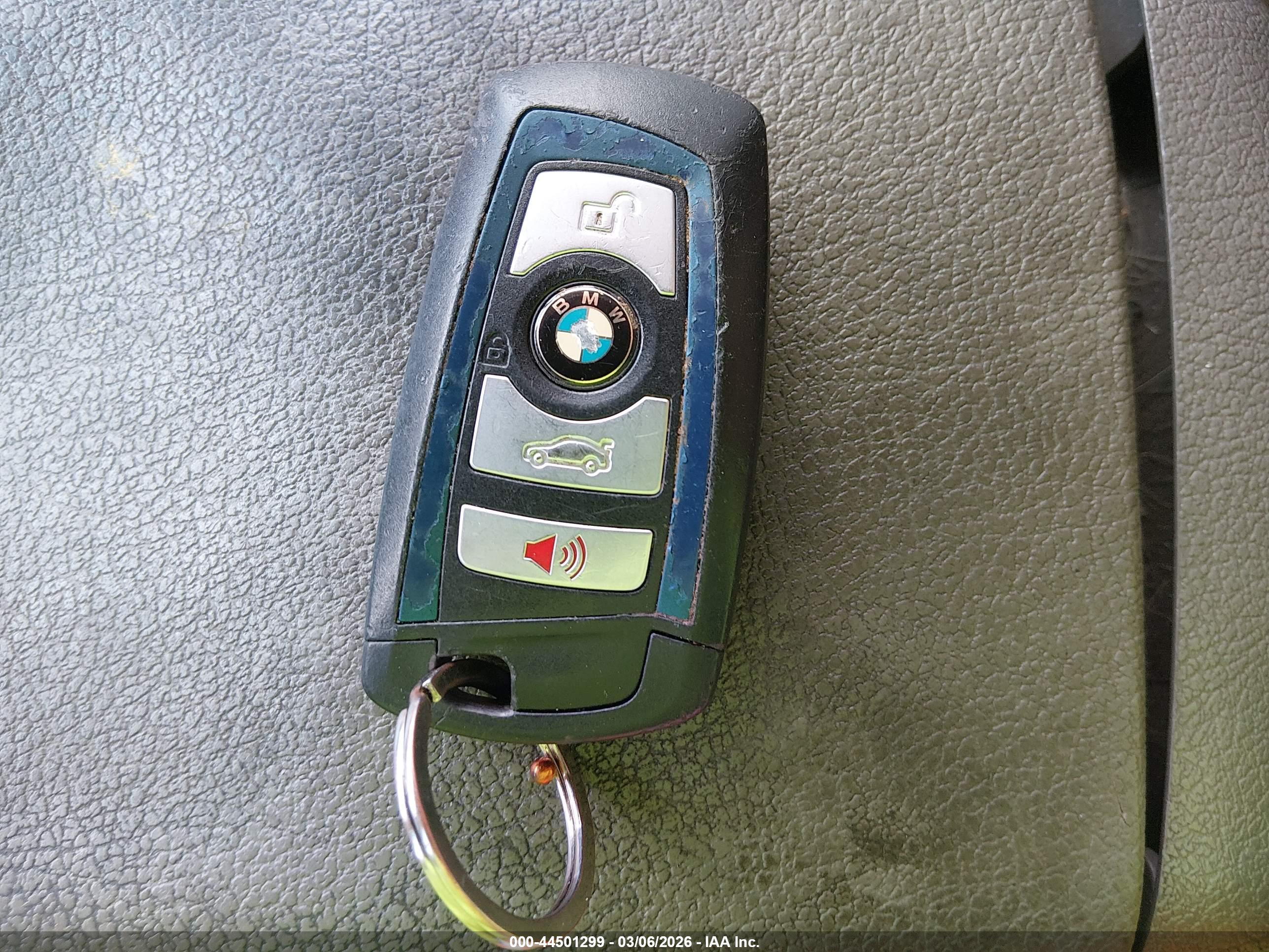 BMW 335I image 11