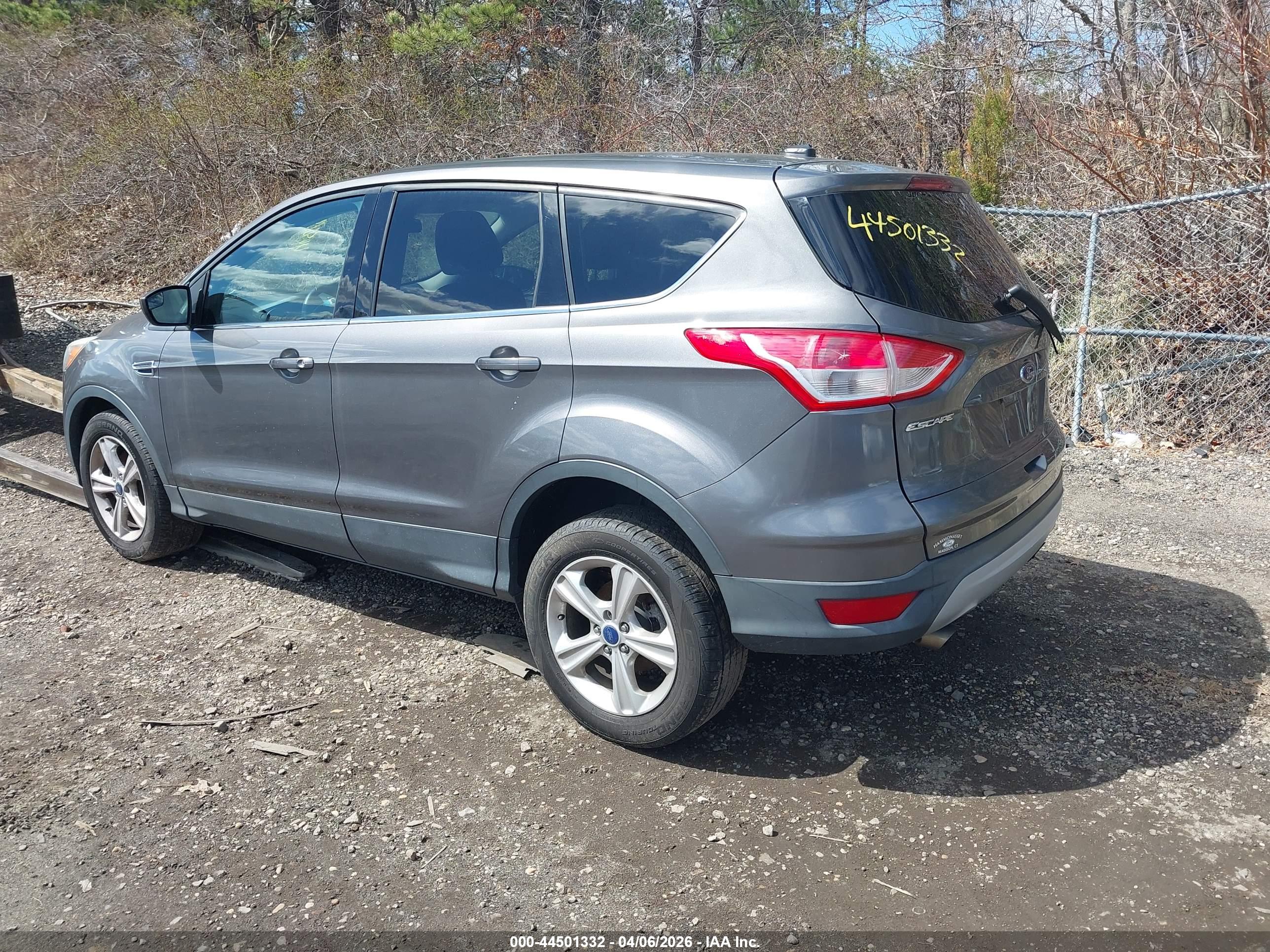 FORD ESCAPE image 4