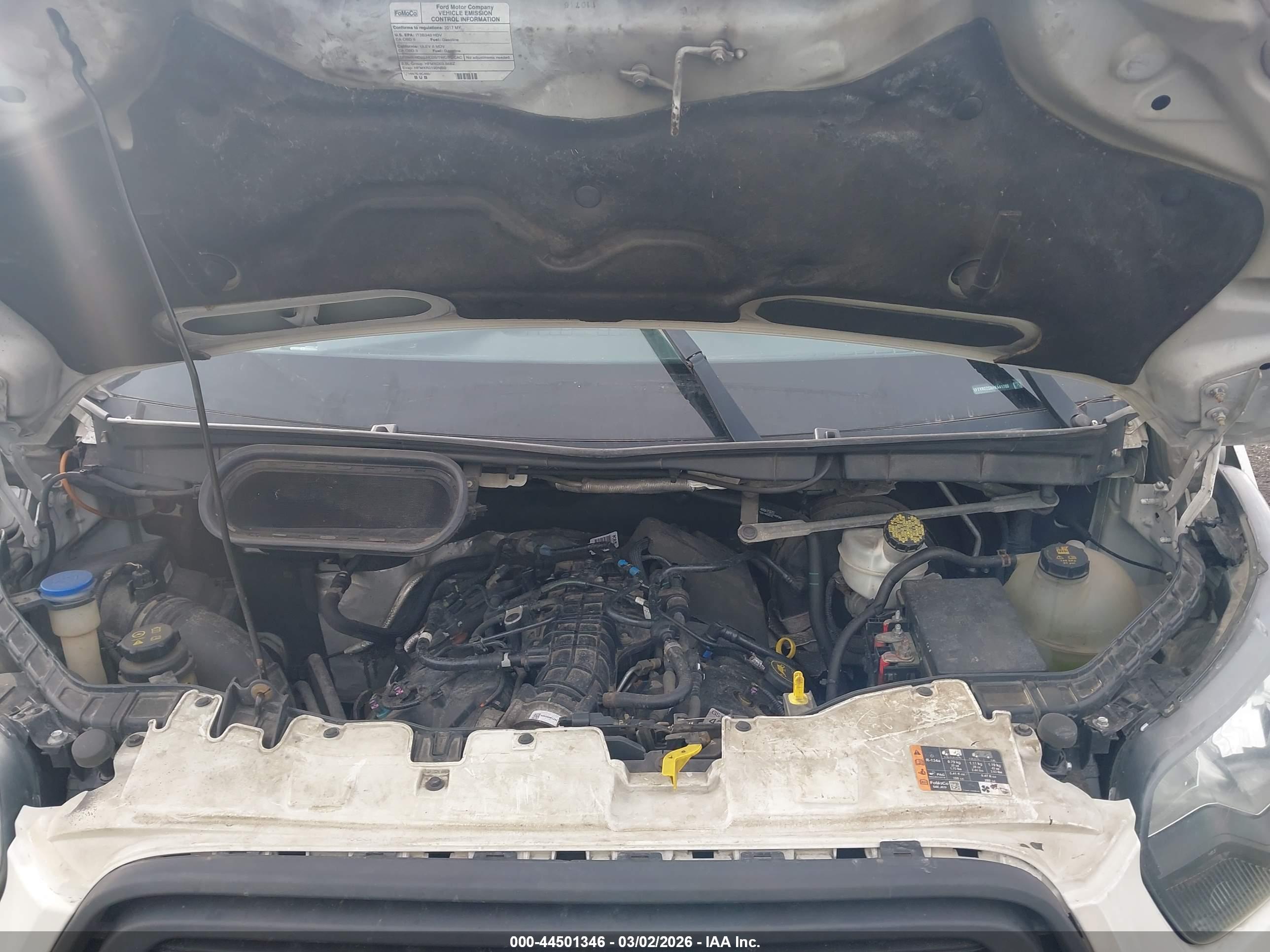 FORD TRANSIT-250 image 10
