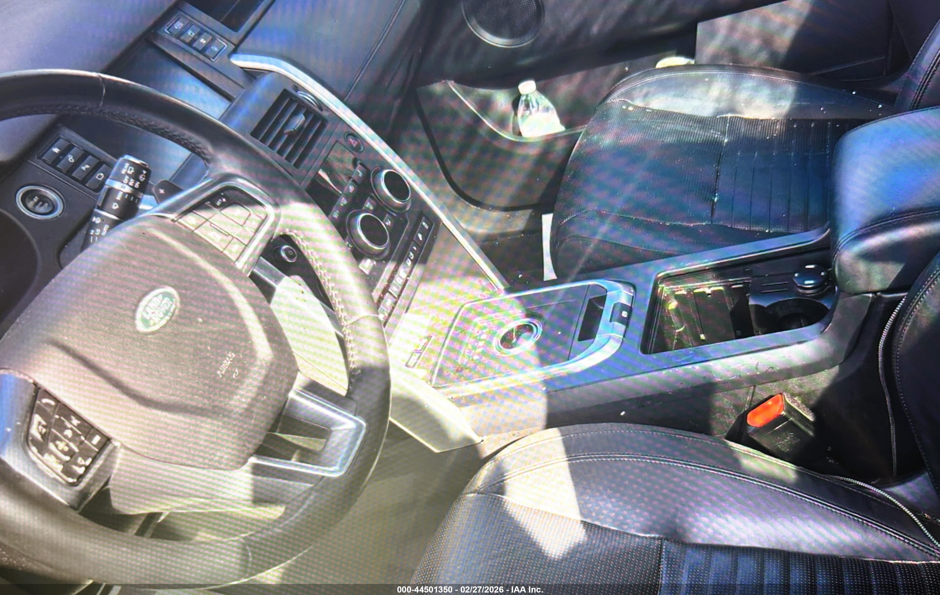 LAND ROVER image 5