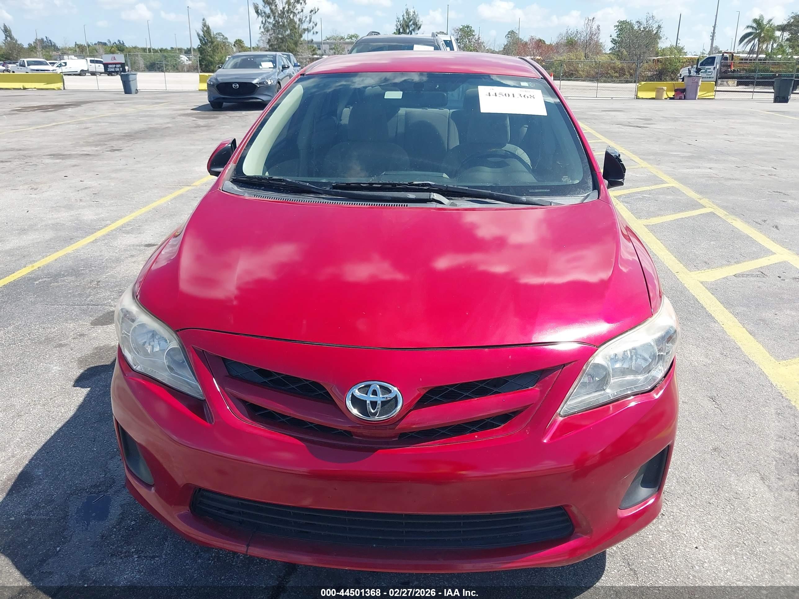 TOYOTA COROLLA image 6