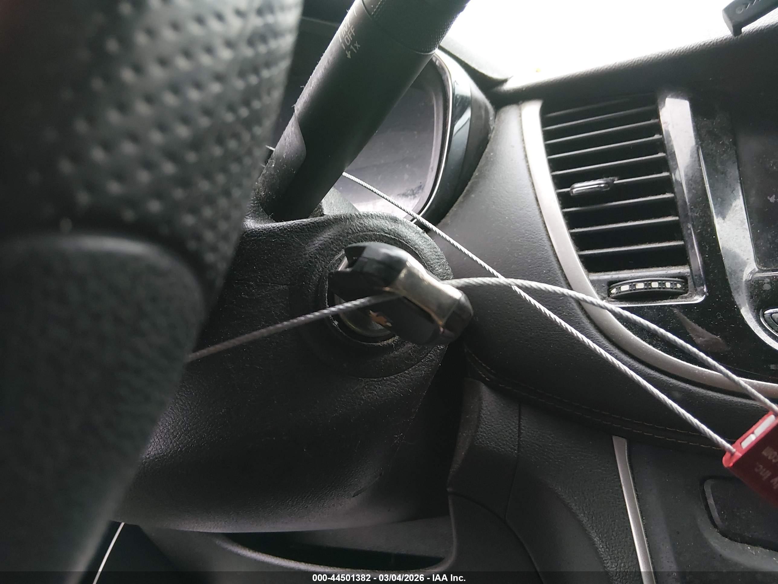 CHEVROLET TRAX image 11