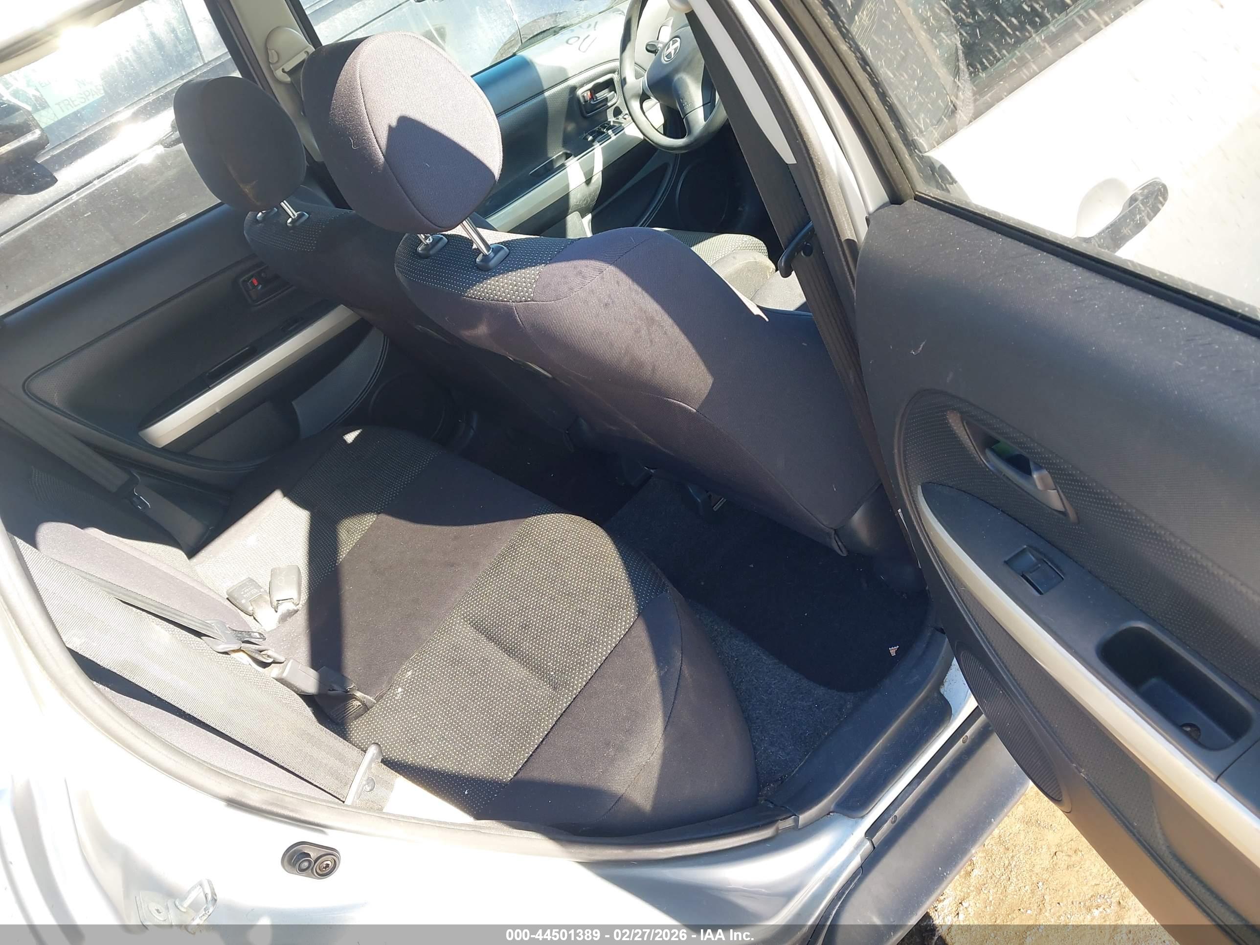 SCION XA image 8
