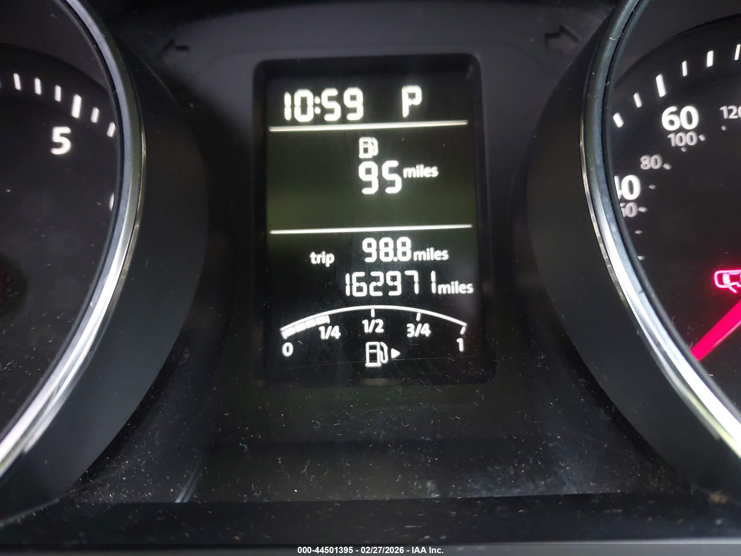 VOLKSWAGEN JETTA image 7