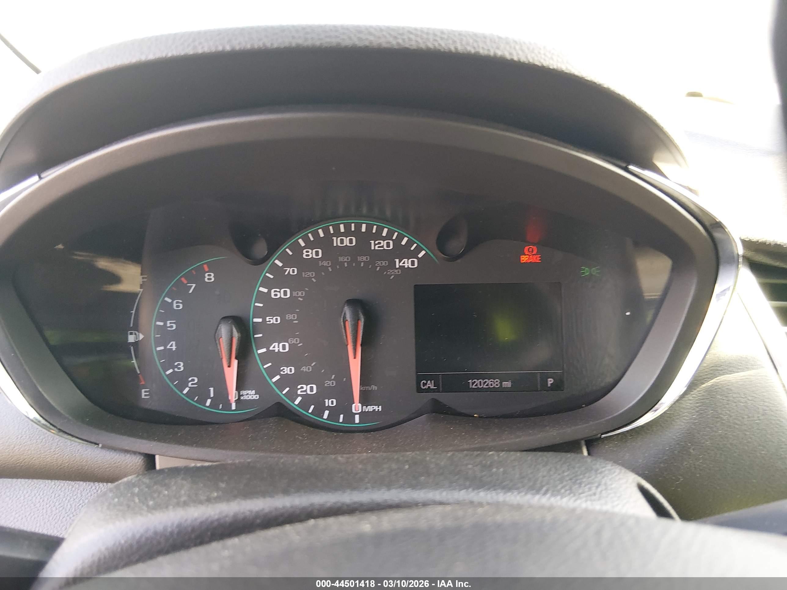 CHEVROLET TRAX image 7