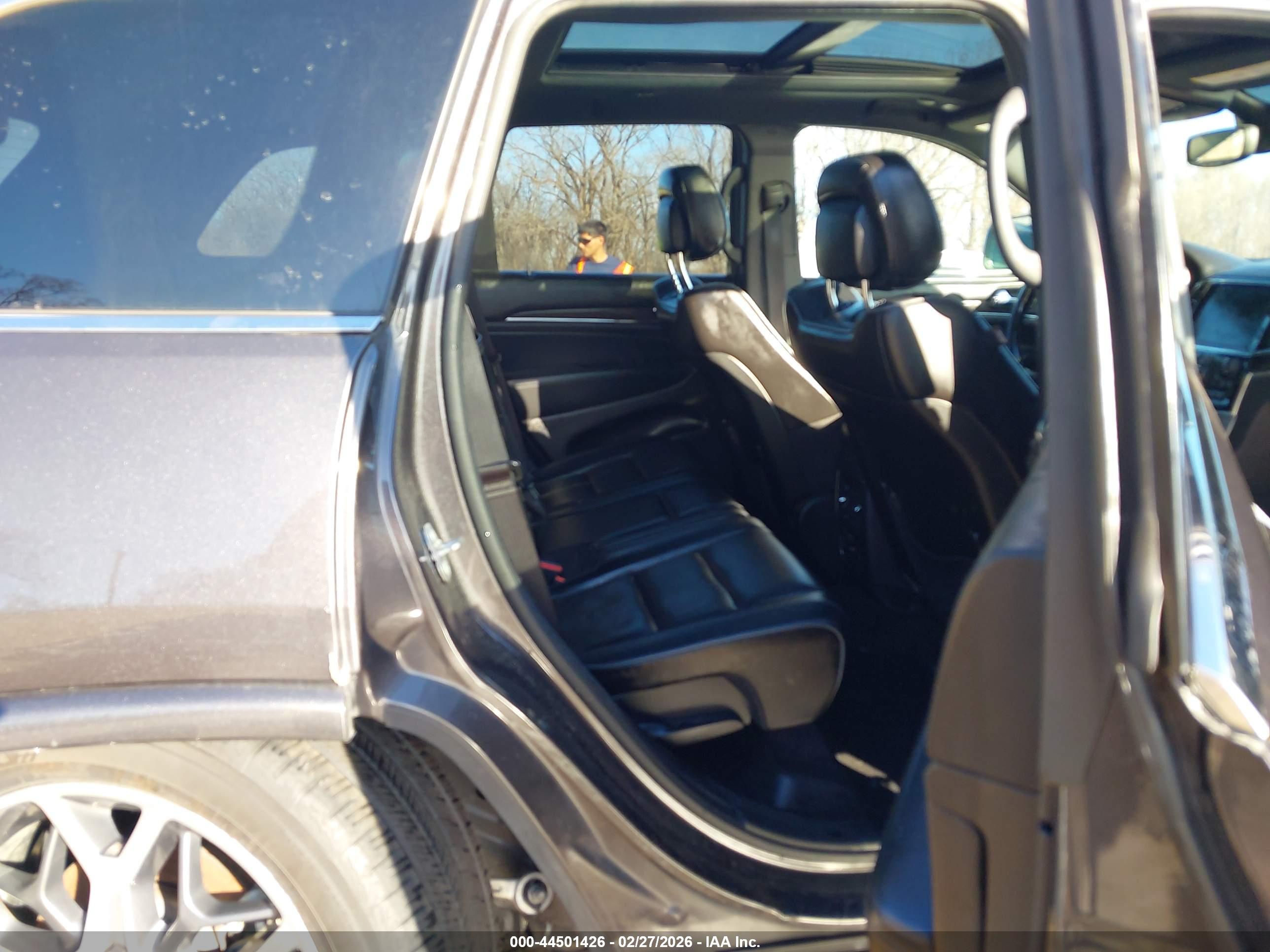 JEEP GRAND image 8
