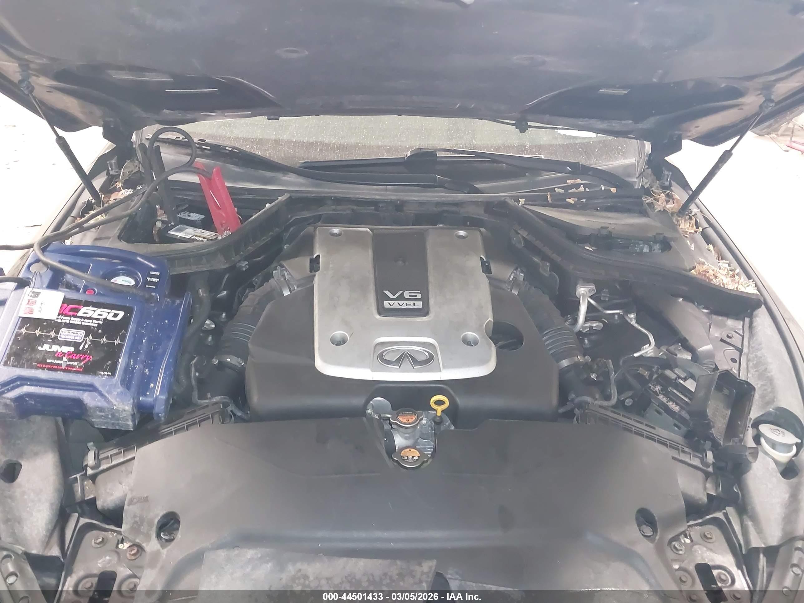 INFINITI Q50 image 10