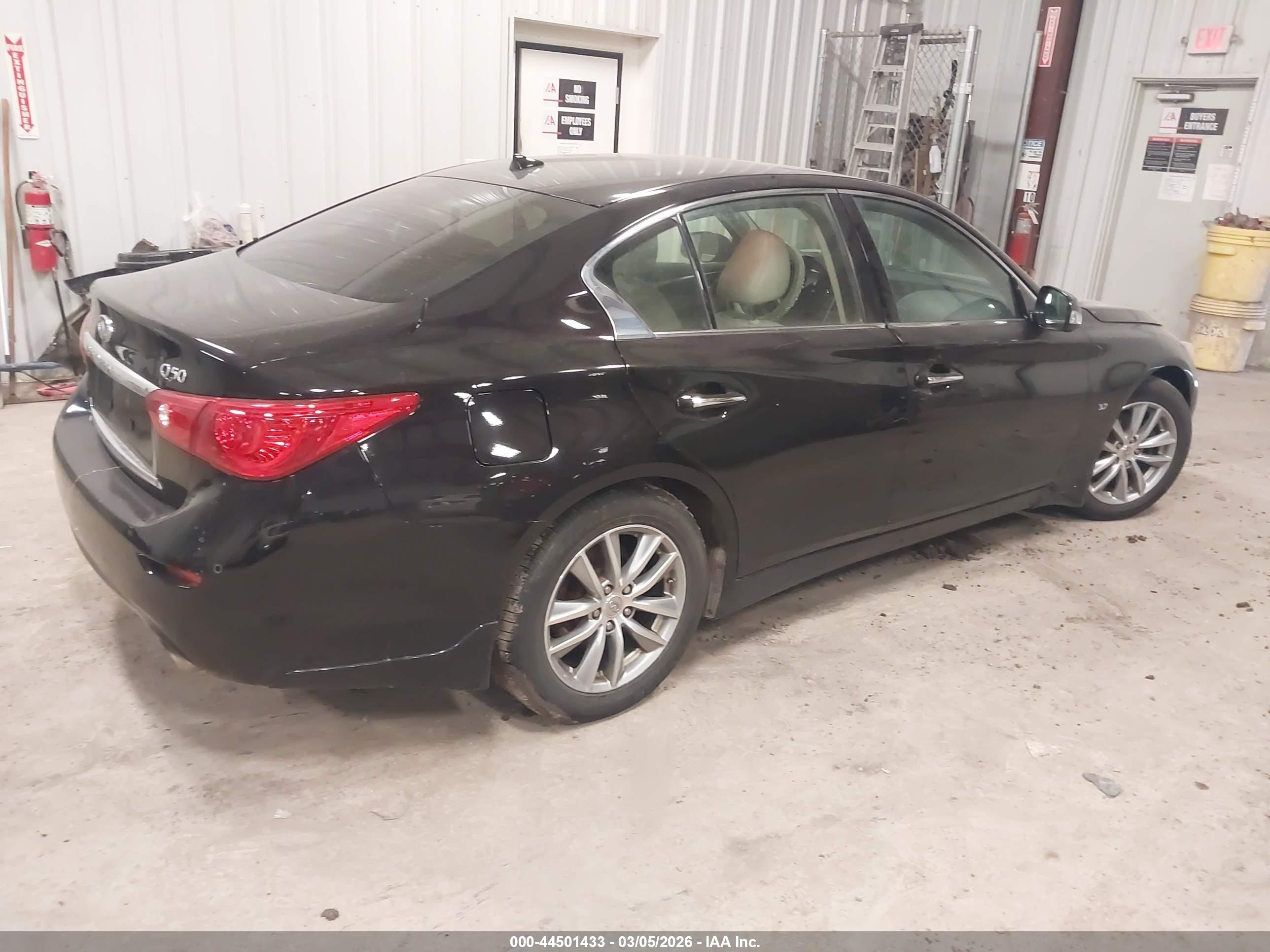 INFINITI Q50 image 4