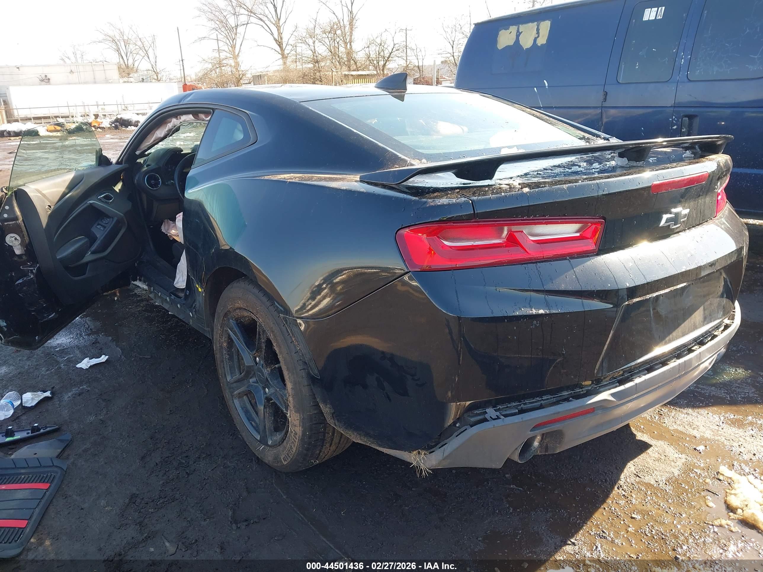 CHEVROLET CAMARO image 3