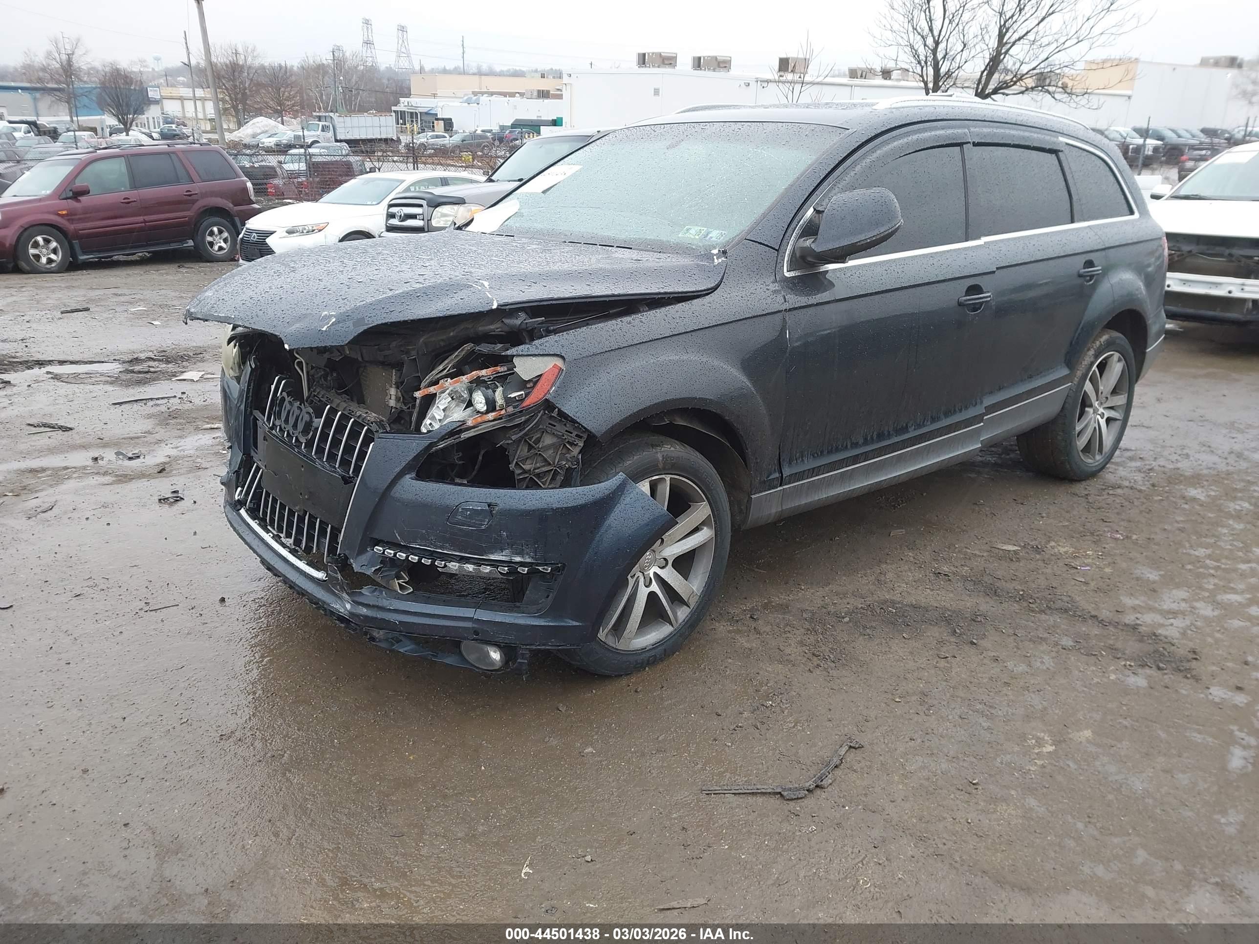 AUDI Q7 image 2
