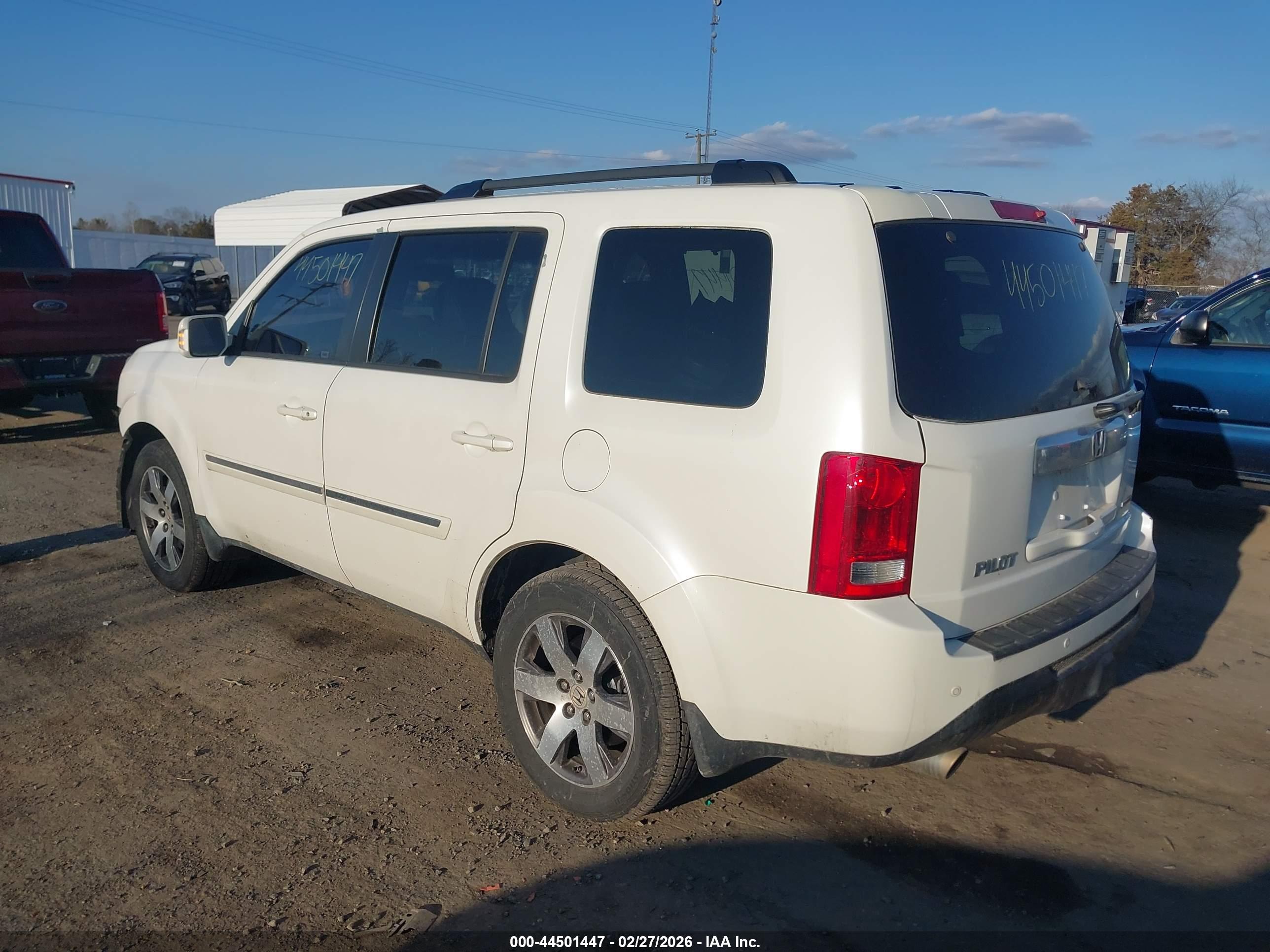 HONDA PILOT image 3