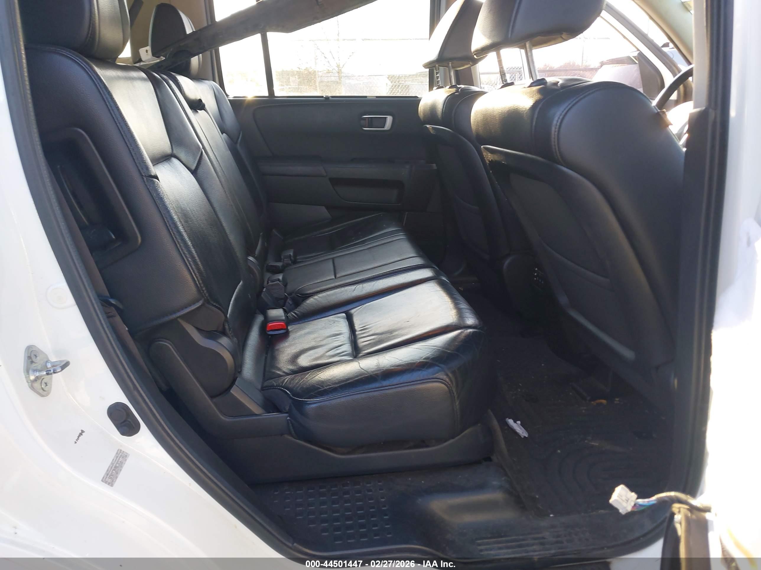 HONDA PILOT image 8