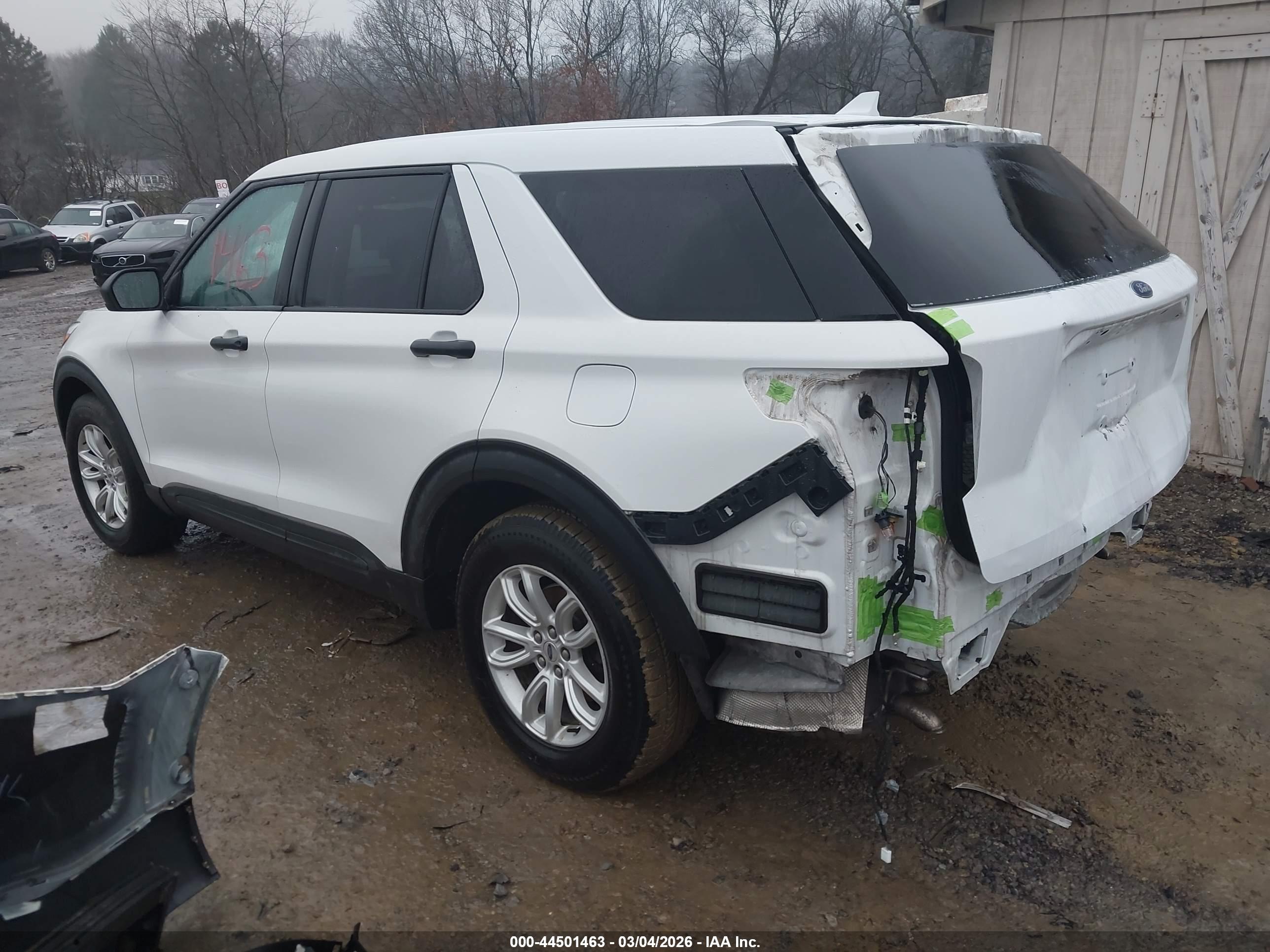 FORD EXPLORER image 3