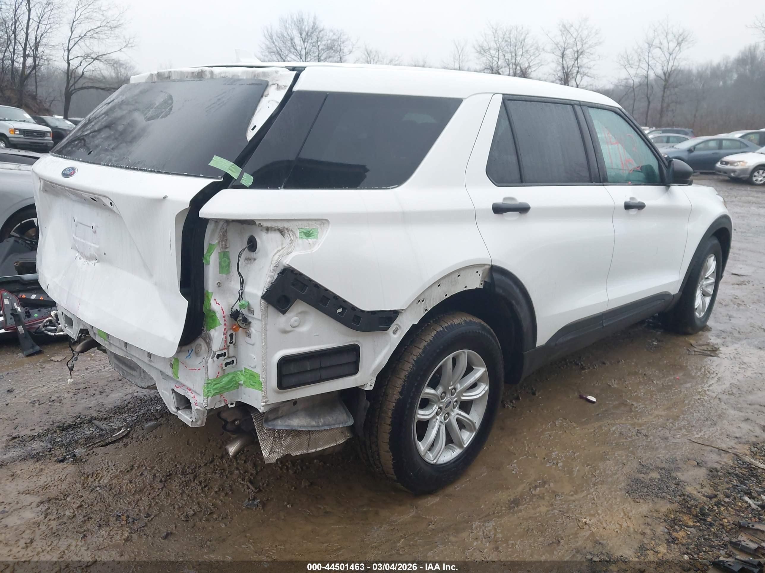 FORD EXPLORER image 4